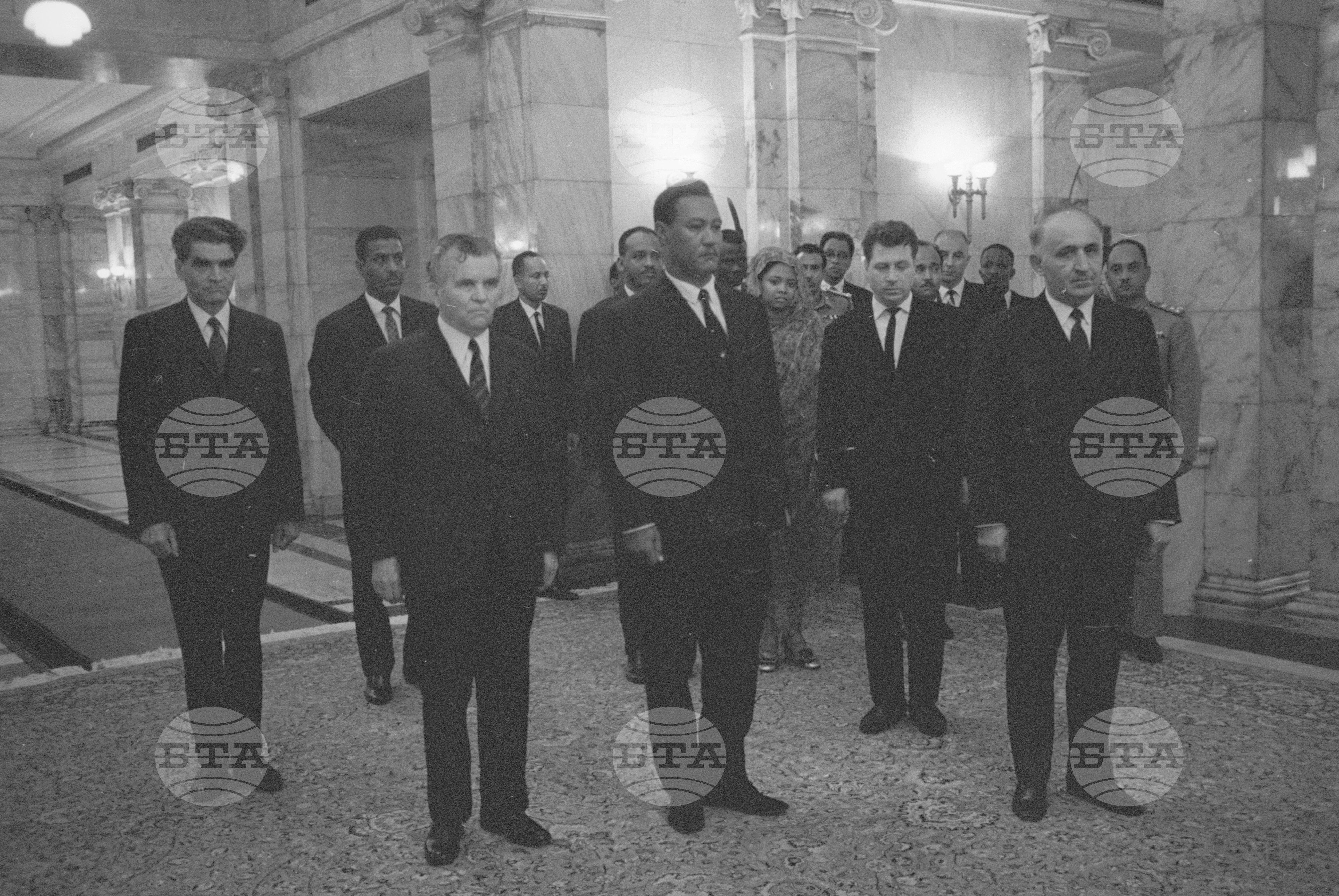Генерал-майор Джафаар Мохамед Нимейри на посещение в България - част 5