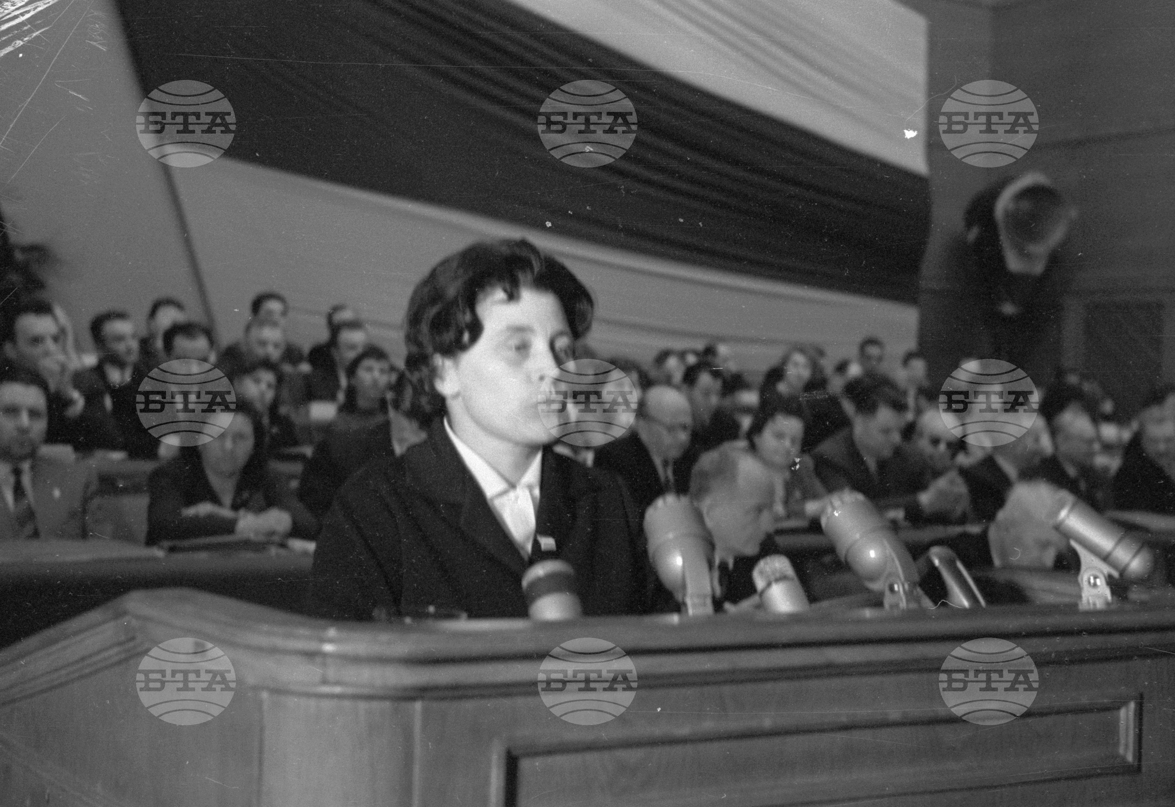 Пети Конгрес на Отечествения фронт - делегати