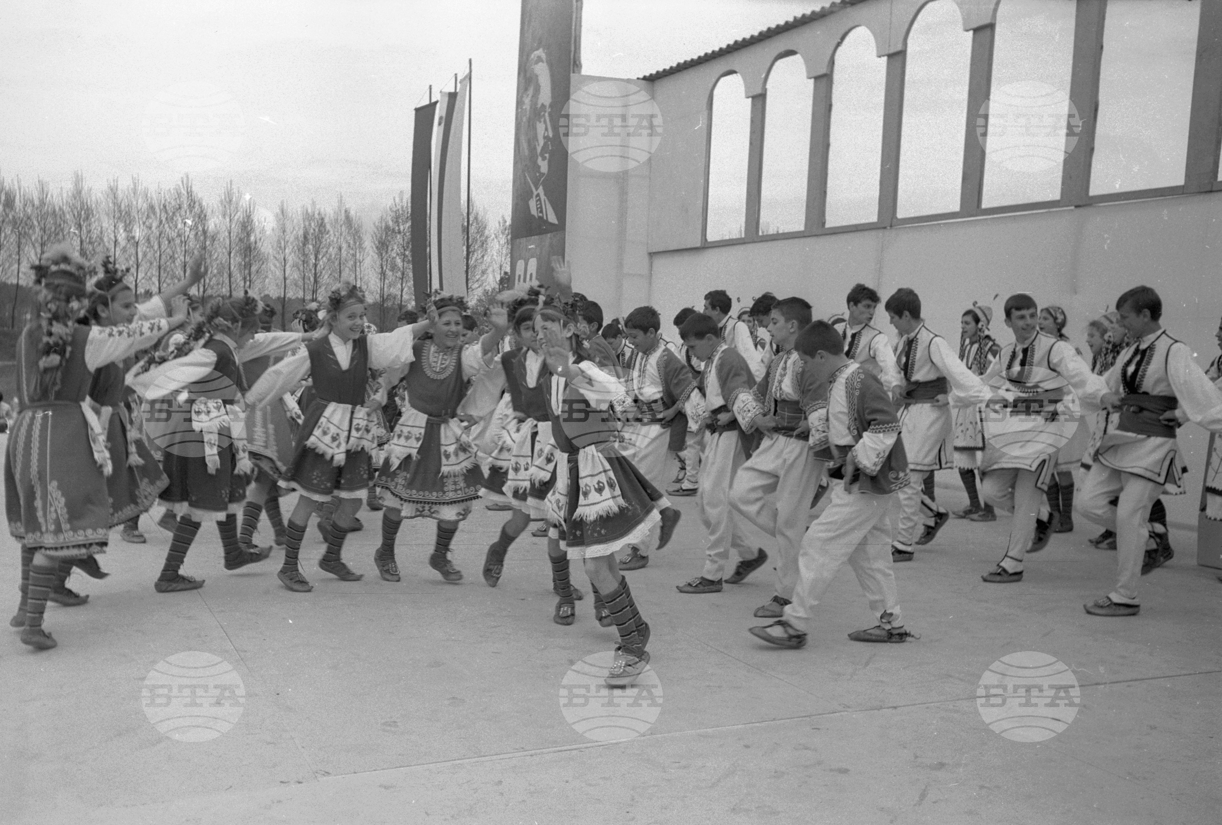 Шопски празник в Елин Пелин през 1972 година - част 2