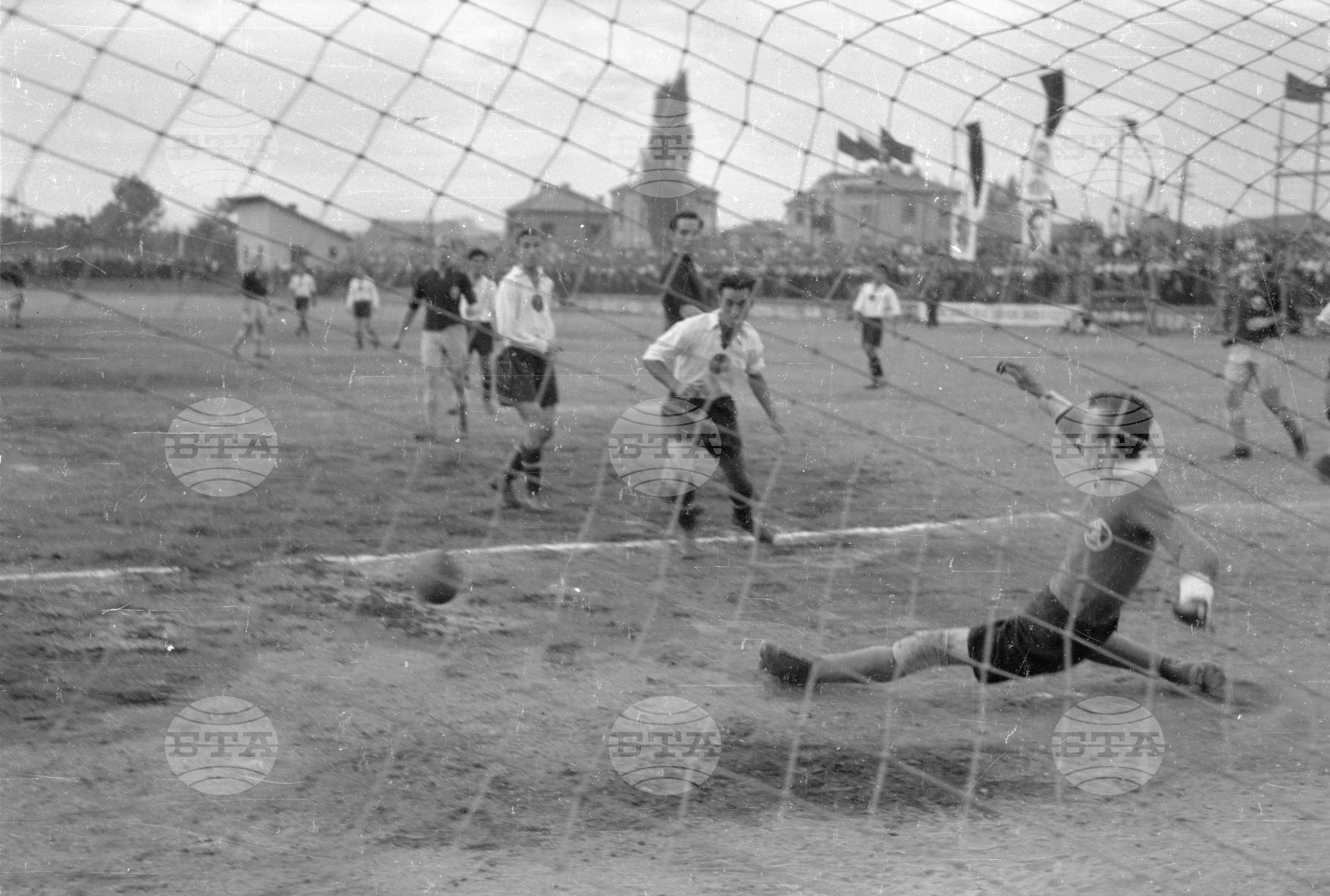 Чехословашки футболен отбор в Пловдив, 1951