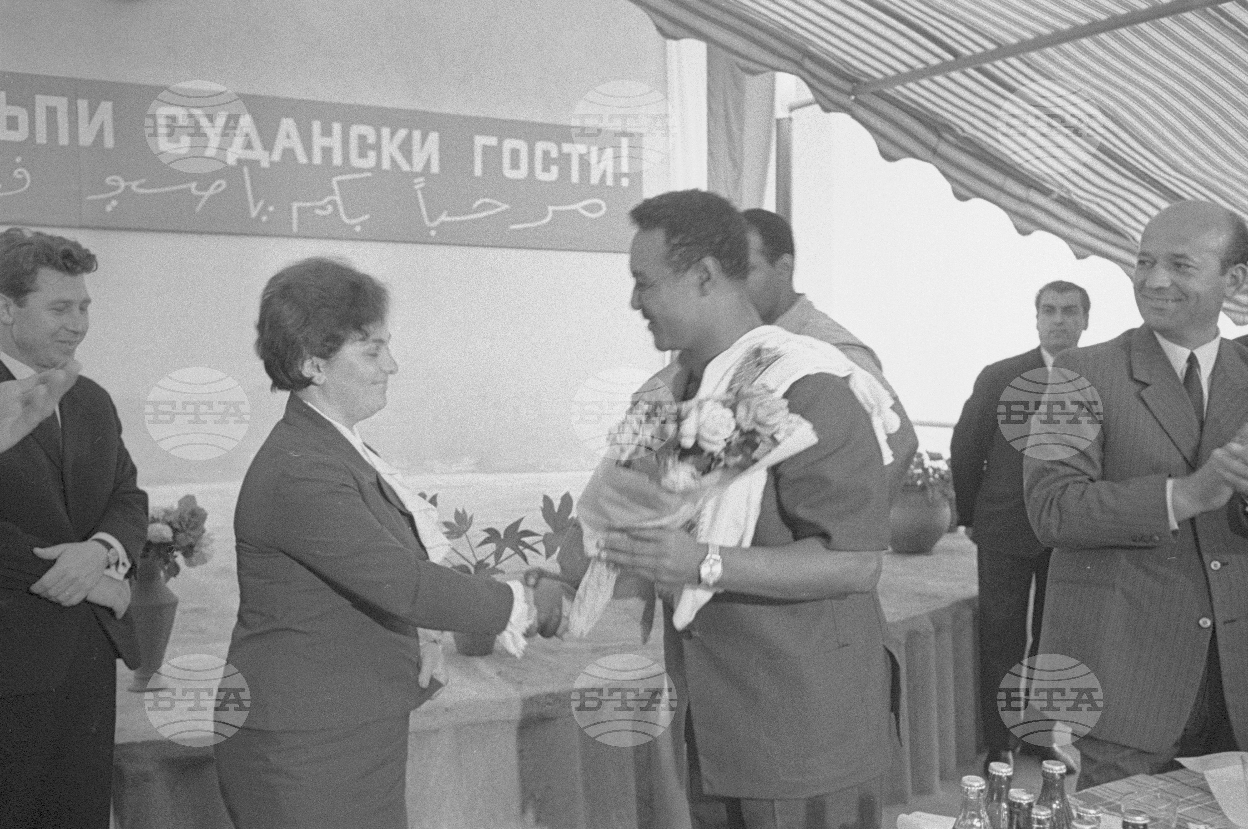 Генерал-майор Джафаар Мохамед Нимейри на посещение в България - част 4
