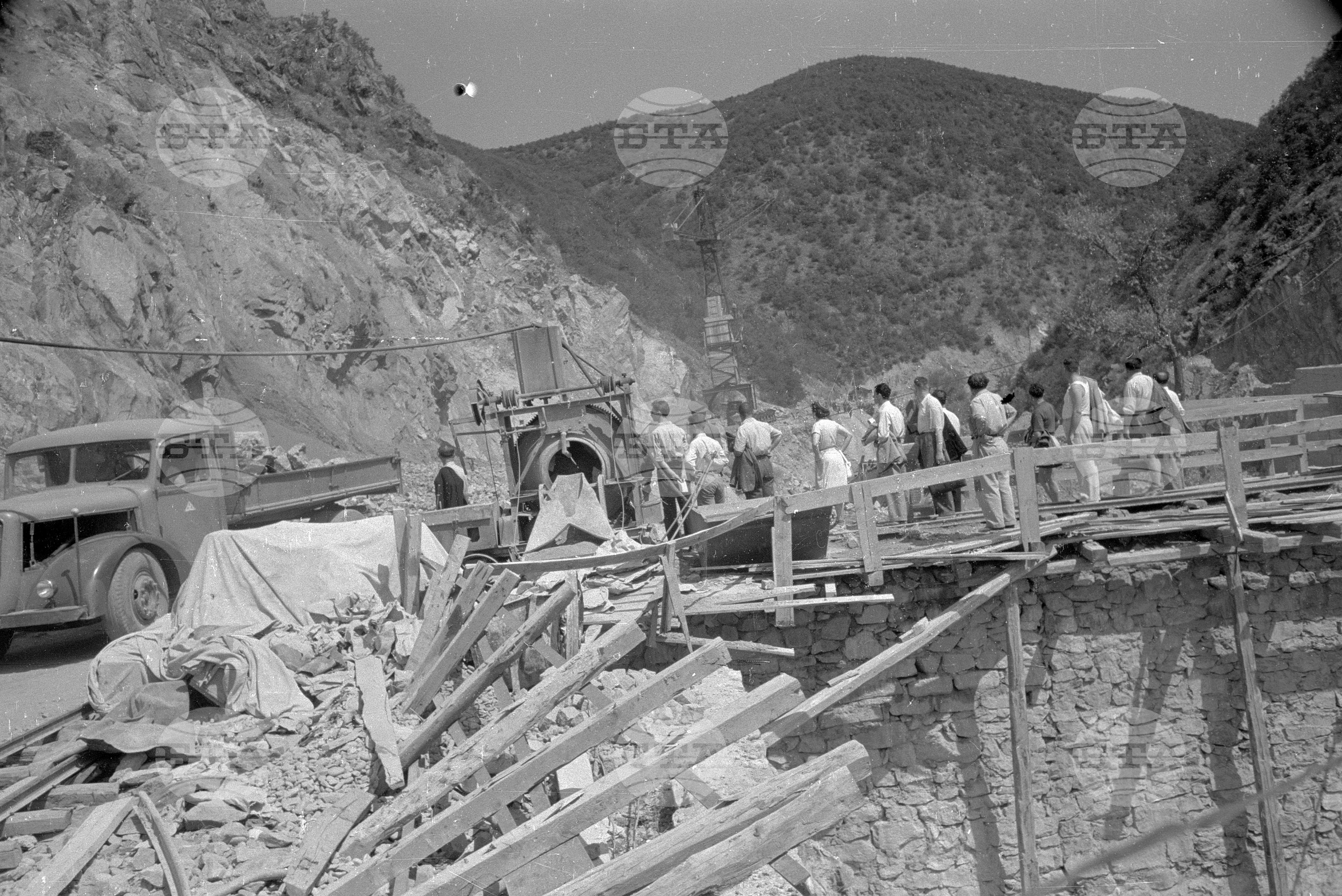 Язовир "Сталин" - снимки от изграждането му през 1952 година