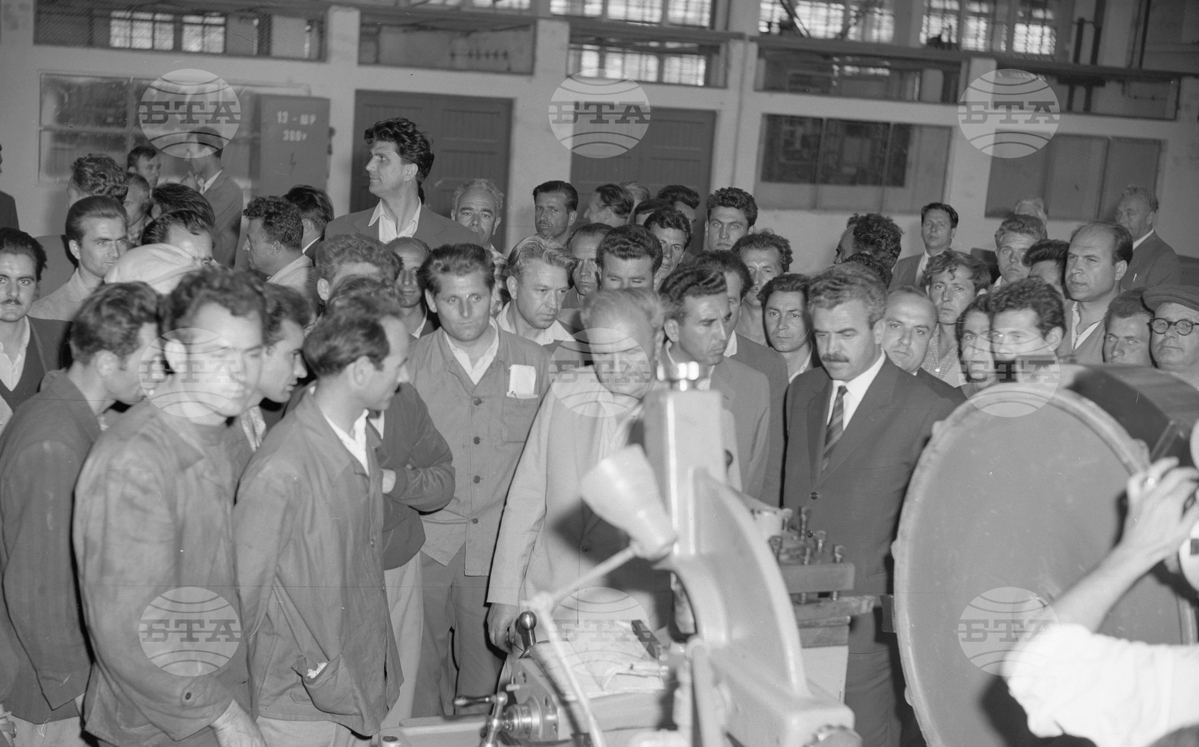 Влизане в експлоатация на механичния цех при ремонтно механичния завод "Кремиковци"