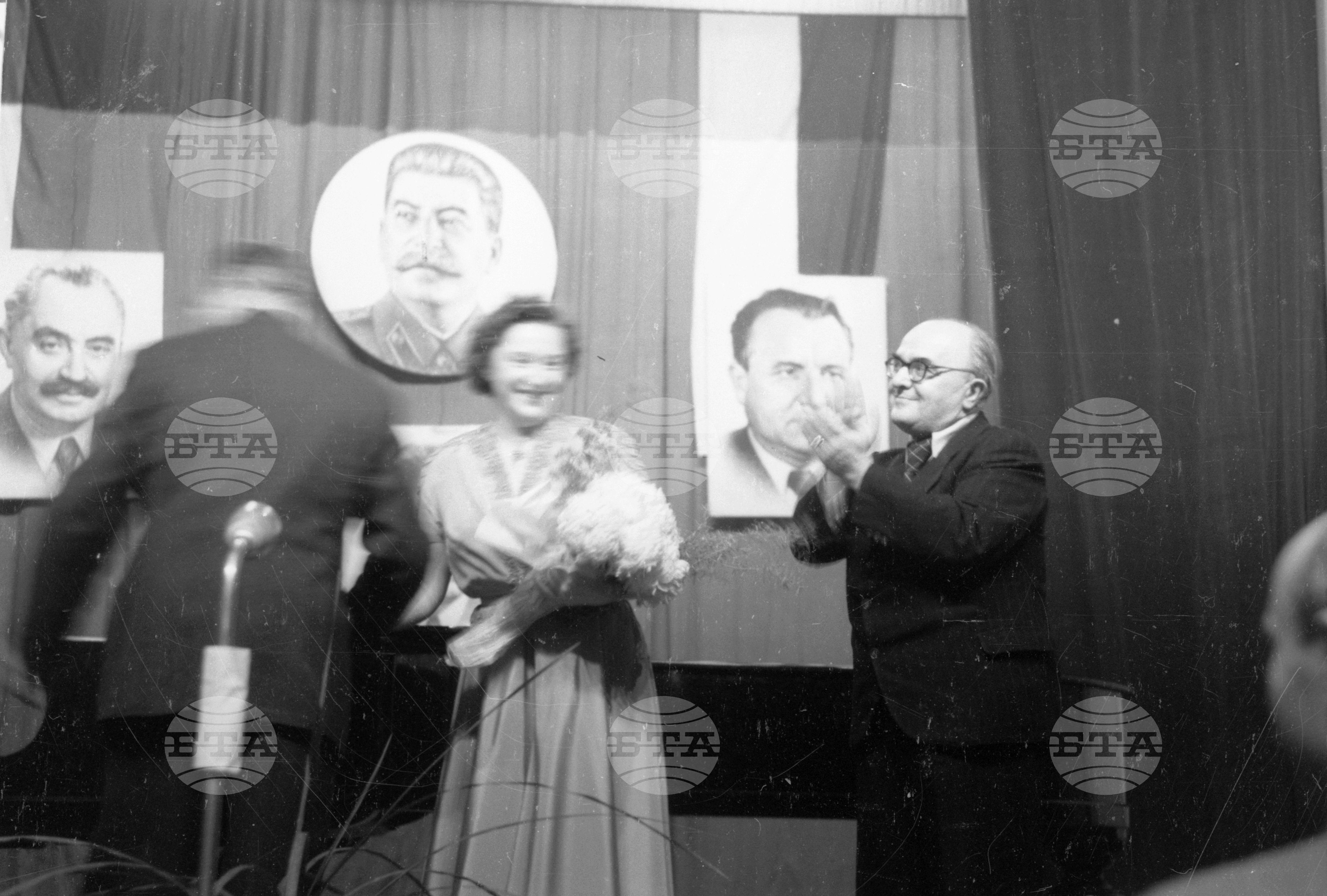 Народен театър "Иван Вазов", 1951 - част 1