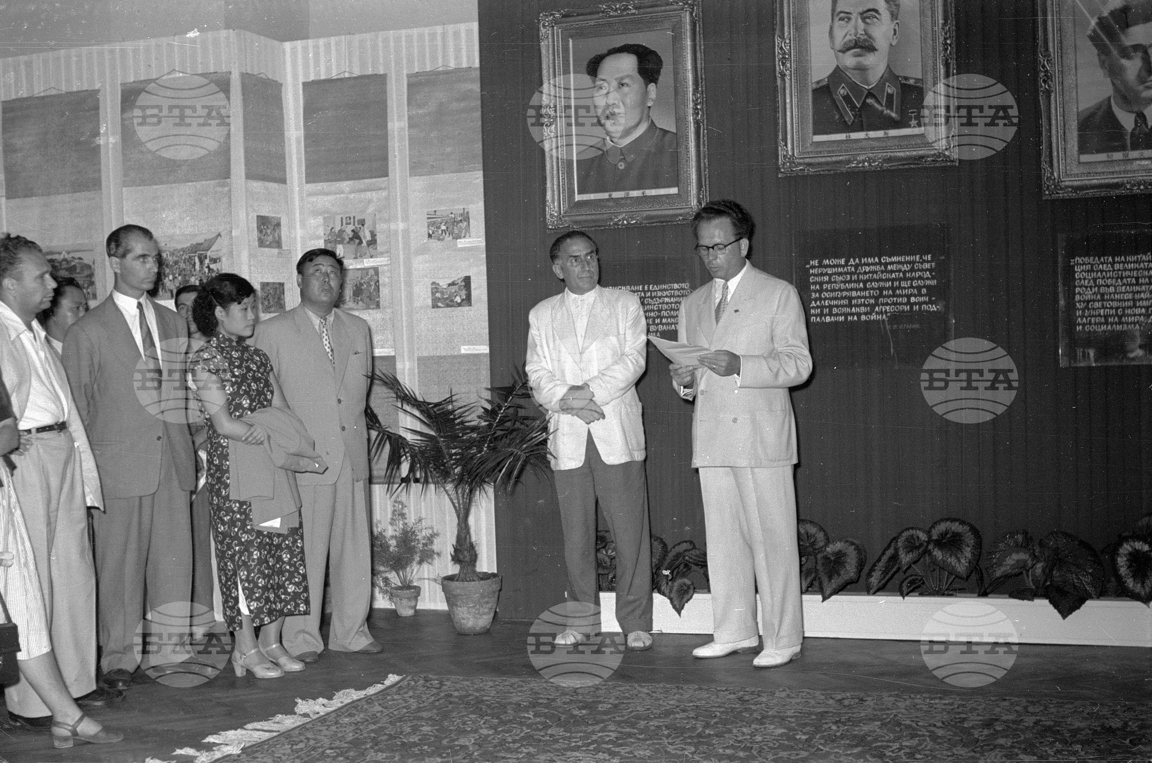 Изложба "Китайски новогодишни картини” - 1953 година