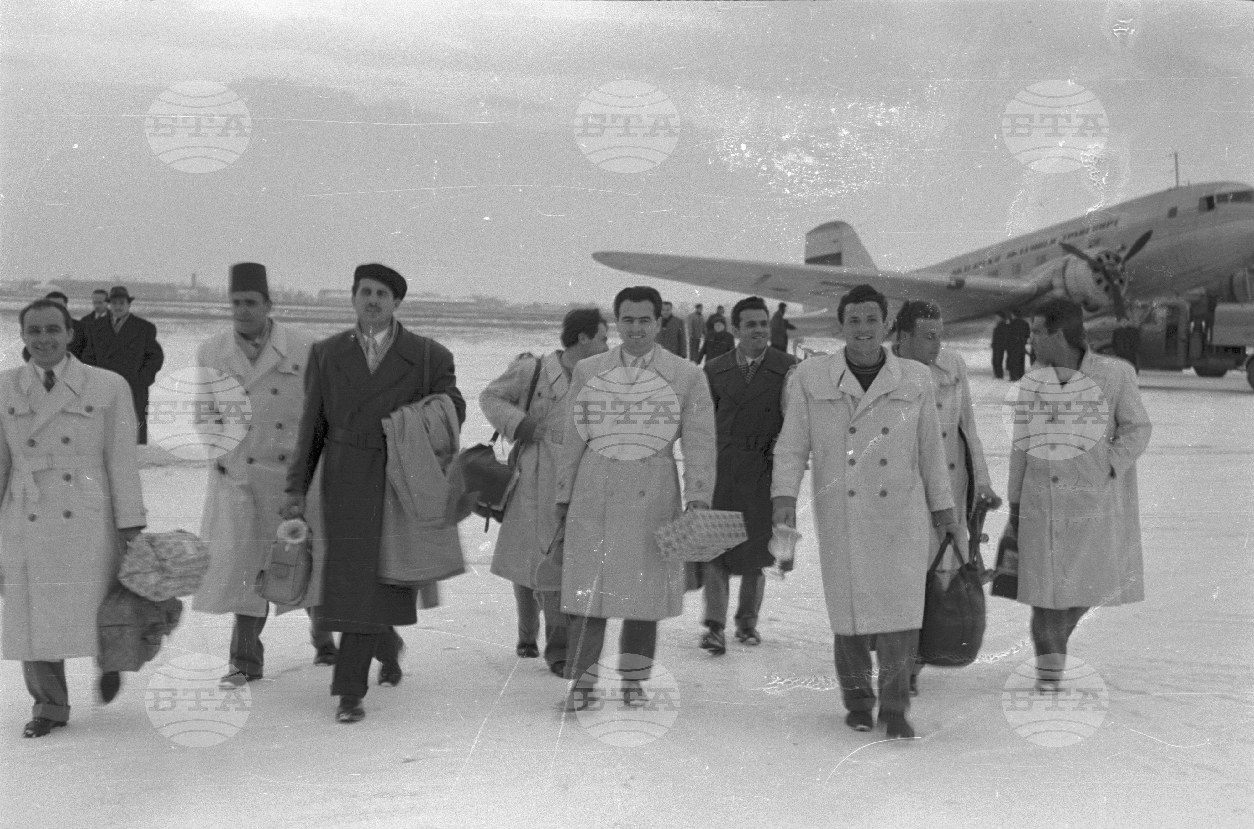 Посрещане на българските колоездачи, победители в обиколката на Египет