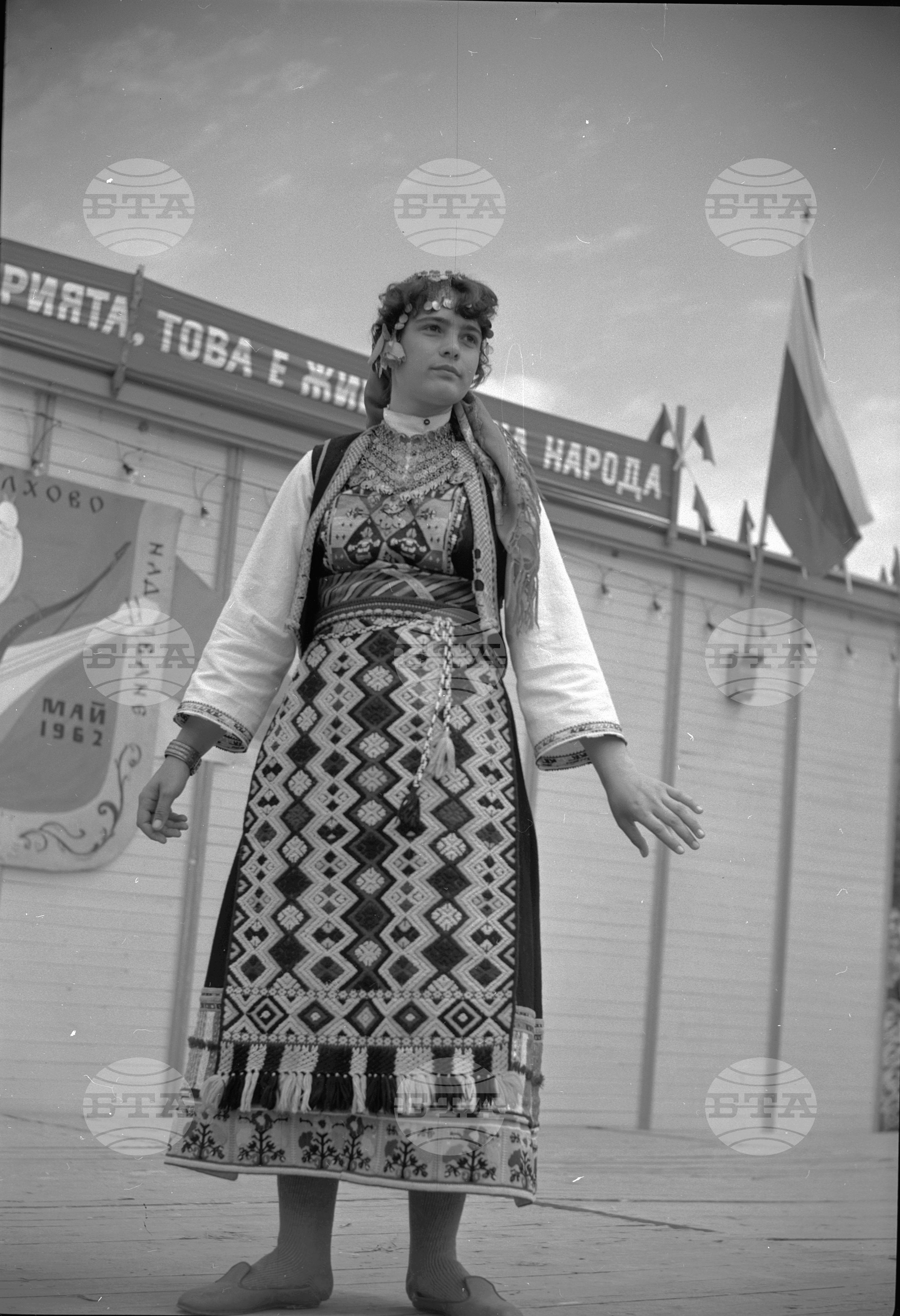 Голям събор надпяване "Тракийска песен" град Елхово част 3