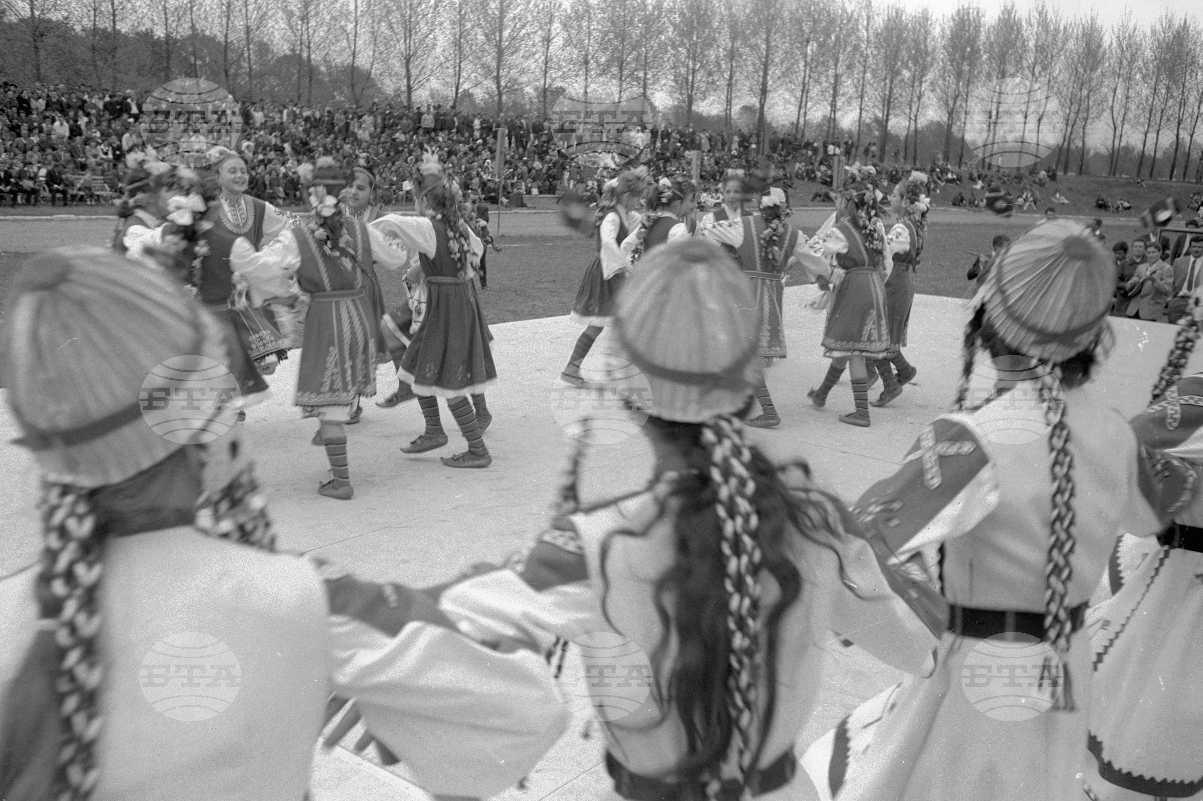 Шопски празник в Елин Пелин през 1972 година - част 2