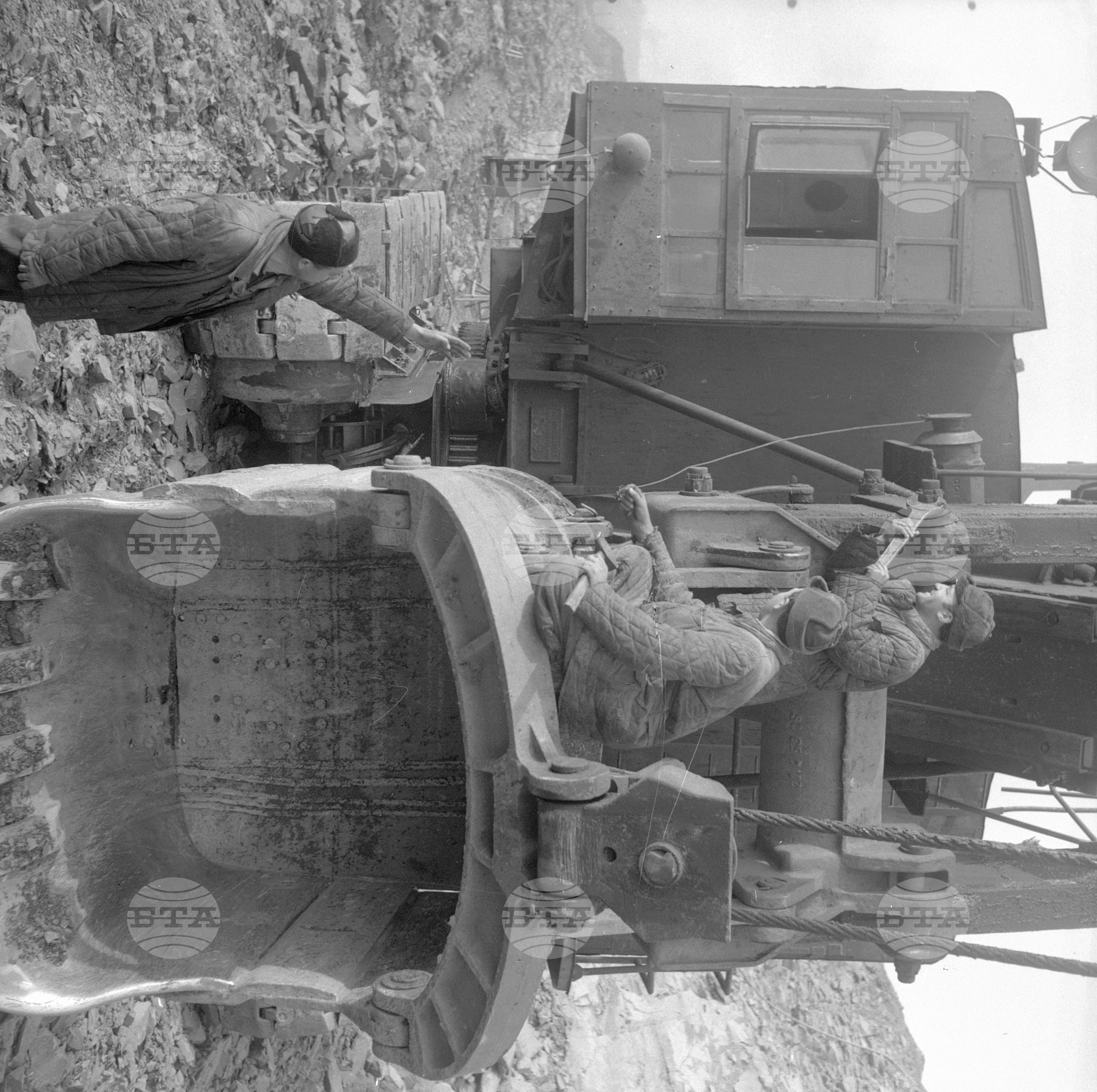Рудник "Александър Миленов" в Перник - декември 1962 година