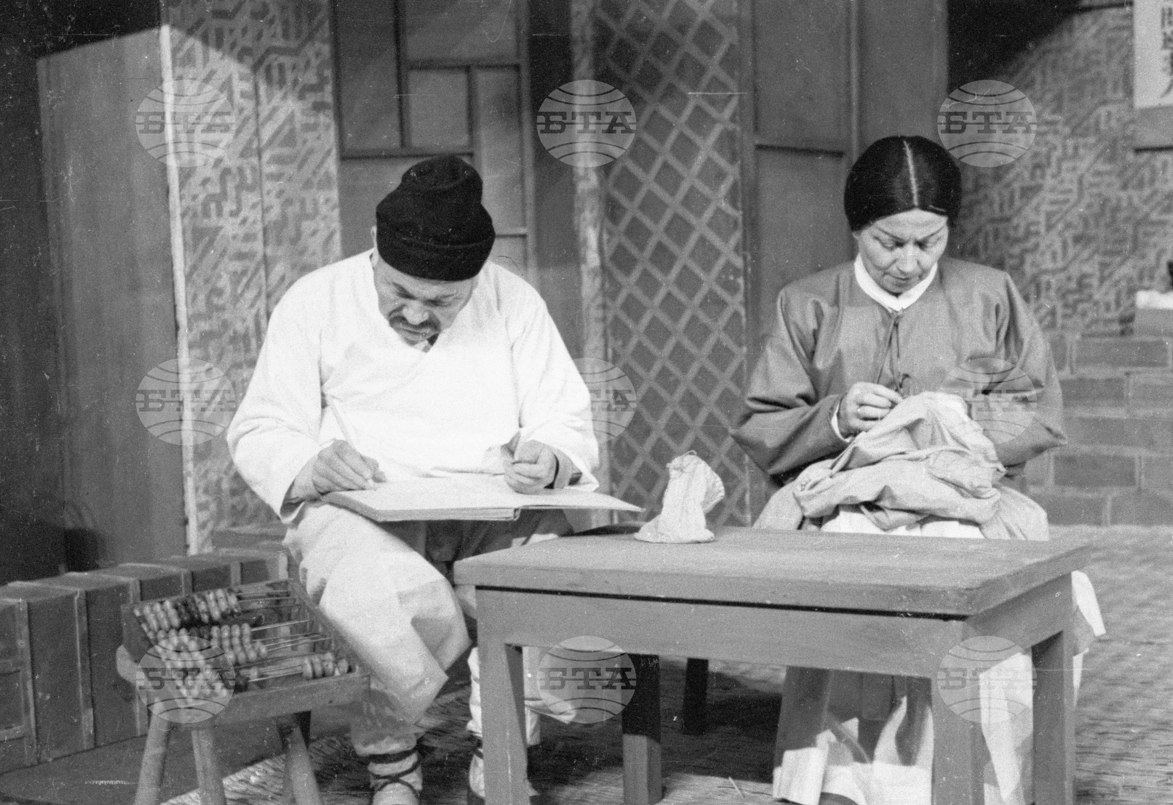 Театрално представление "Хора с добра воля", 1951