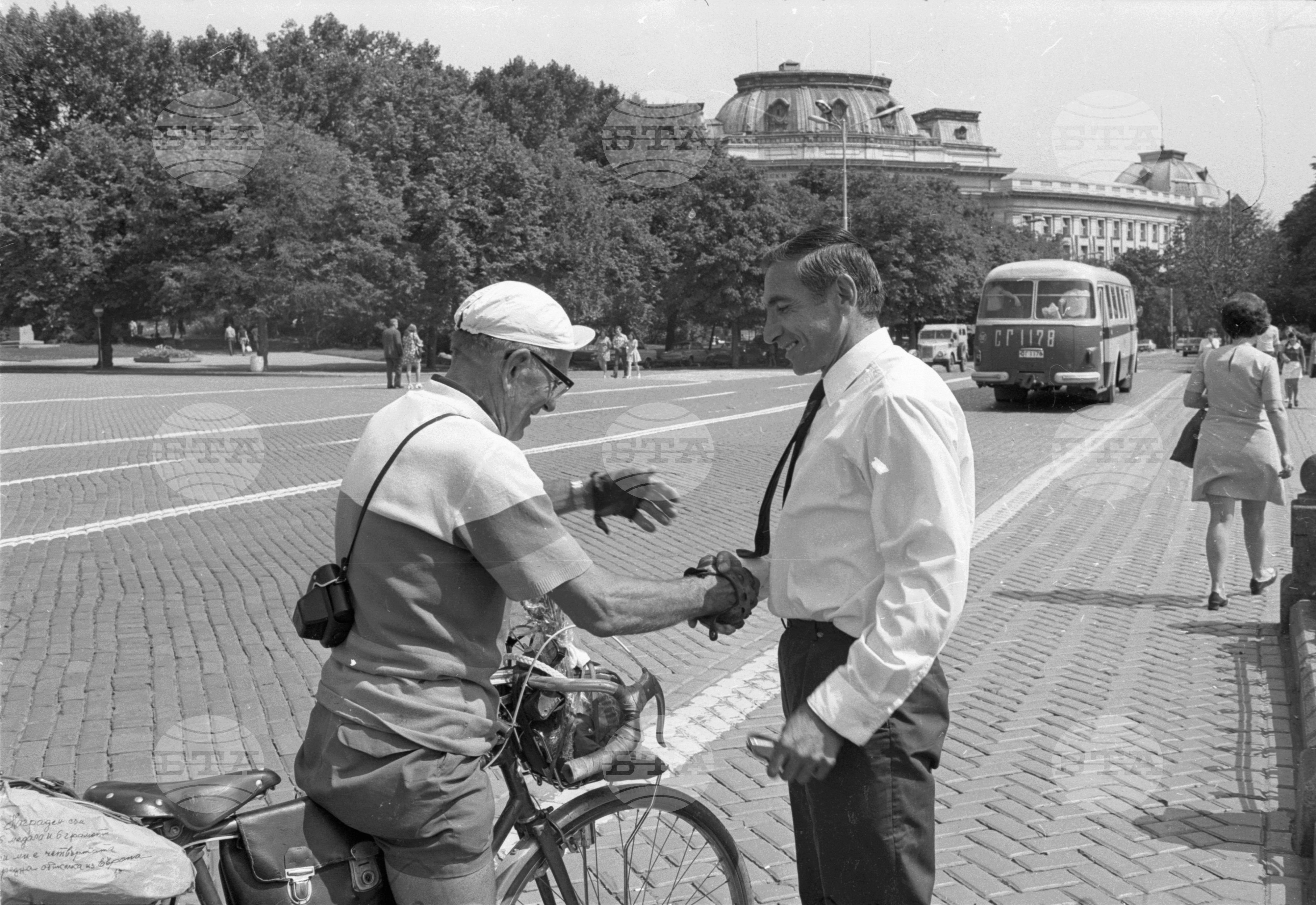 Българинът Йордан Драгиев, който обиколи Европа с колело