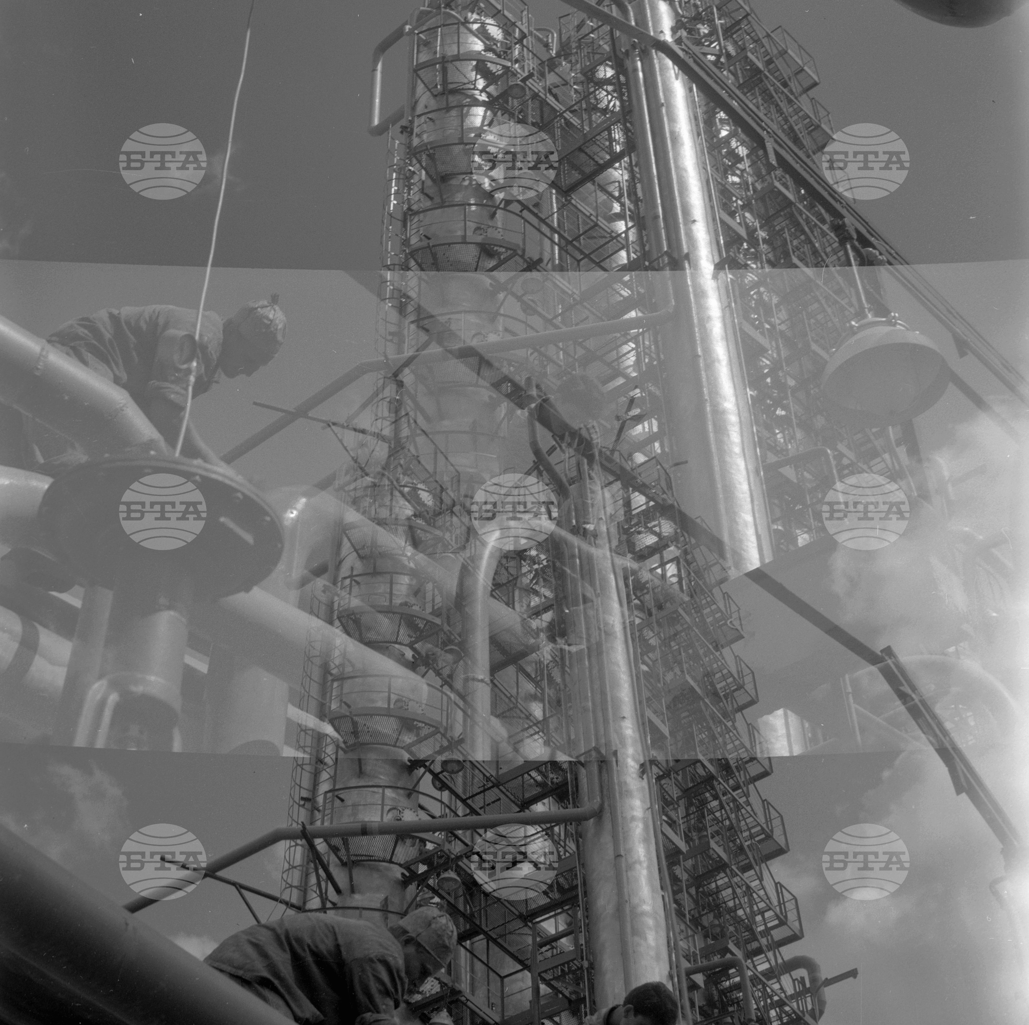 Нефтопреработвателния завод 1963 година част 2