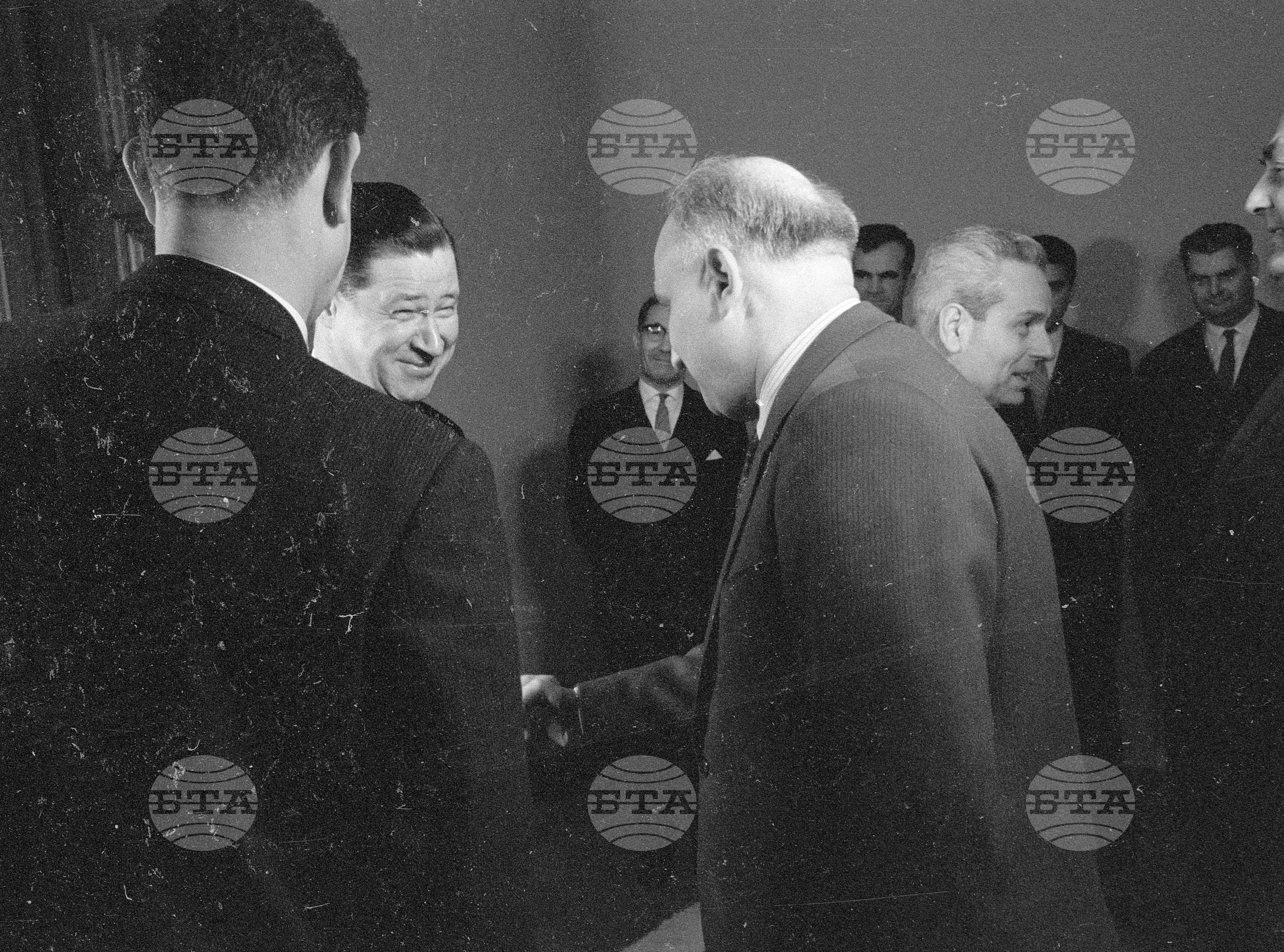 Председателят на Министерския съвет другарят Тодор Живков прие шефове на дипломатически мисии, акредитирани в София част 2