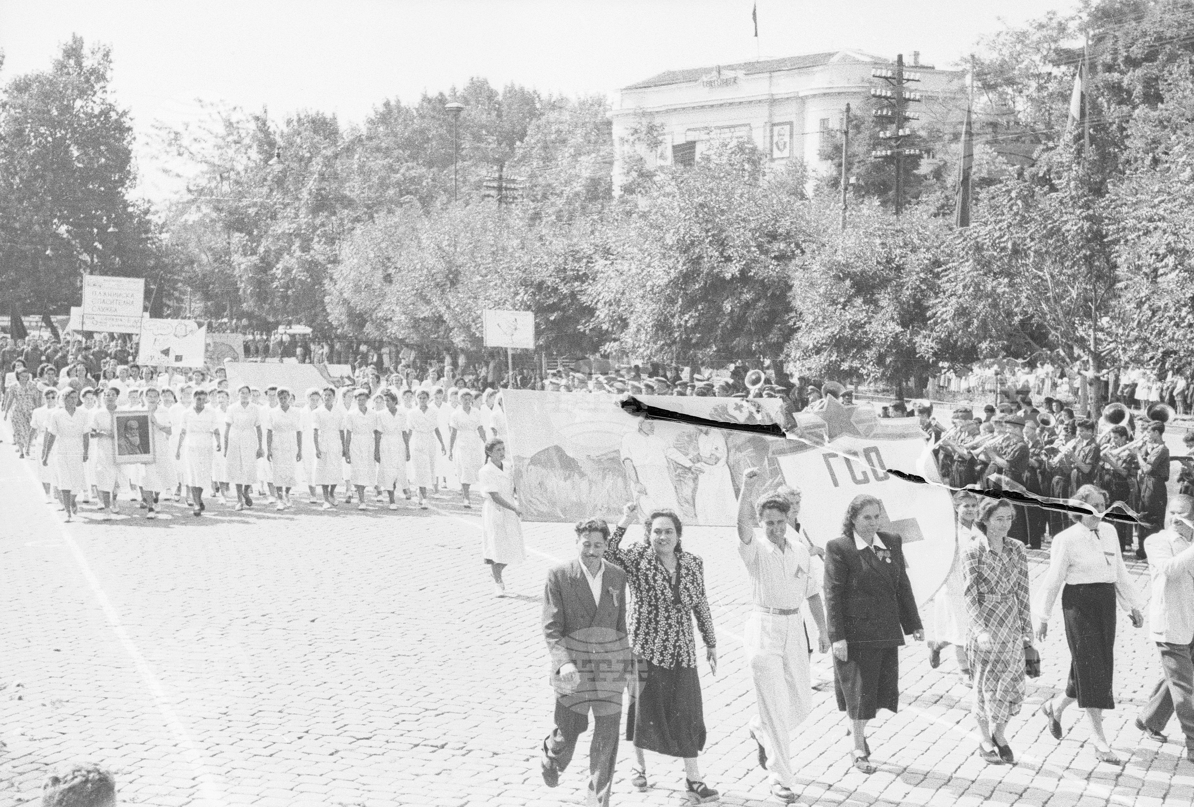 Деветосептемврийска манифестация - част 1