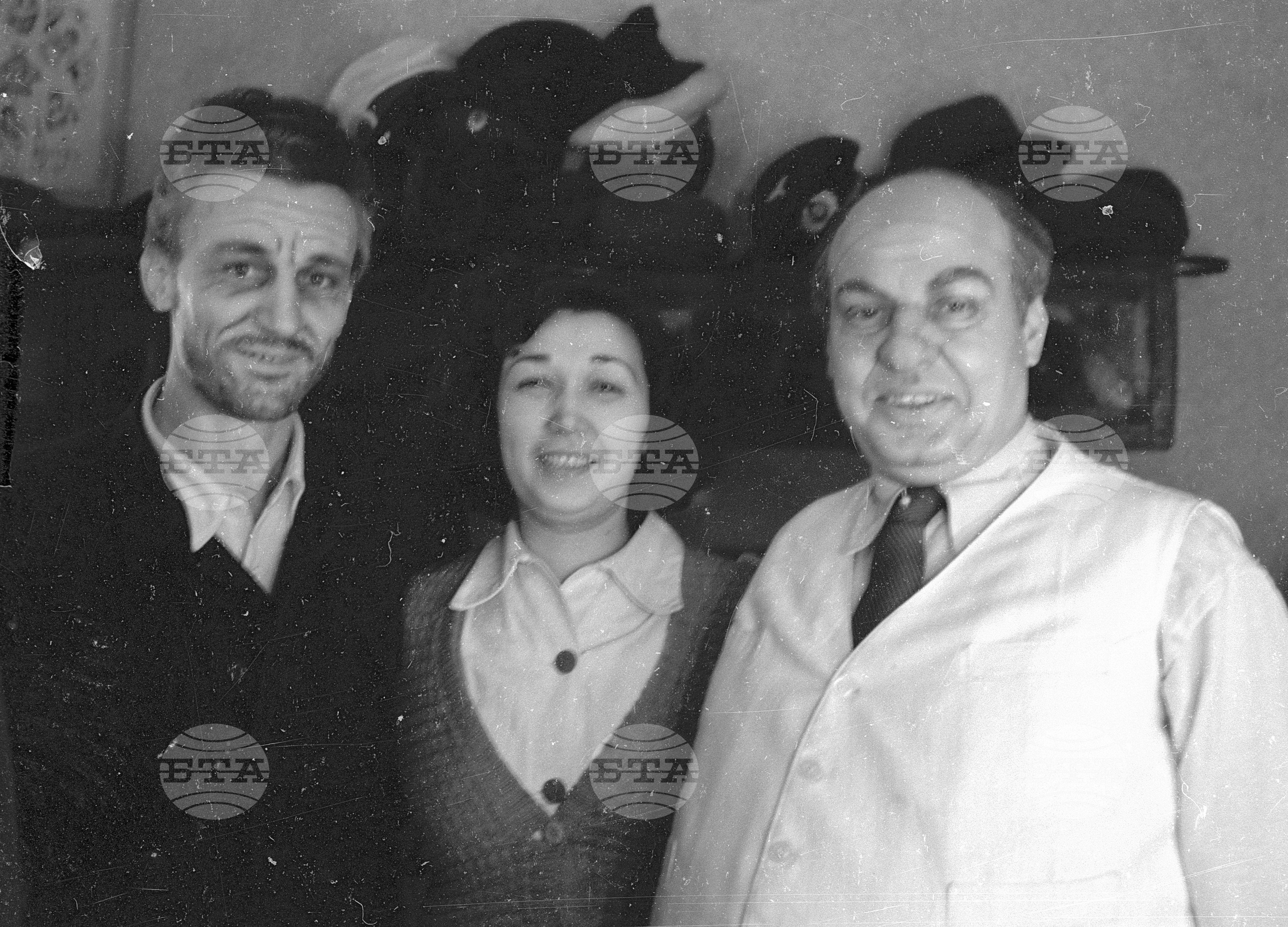 "Гласът на Америка" - пиеса от Борис Лавреньов, на сцената на Народния театър "Иван Вазов", режисьор Филип Филипов - част 2, 1951