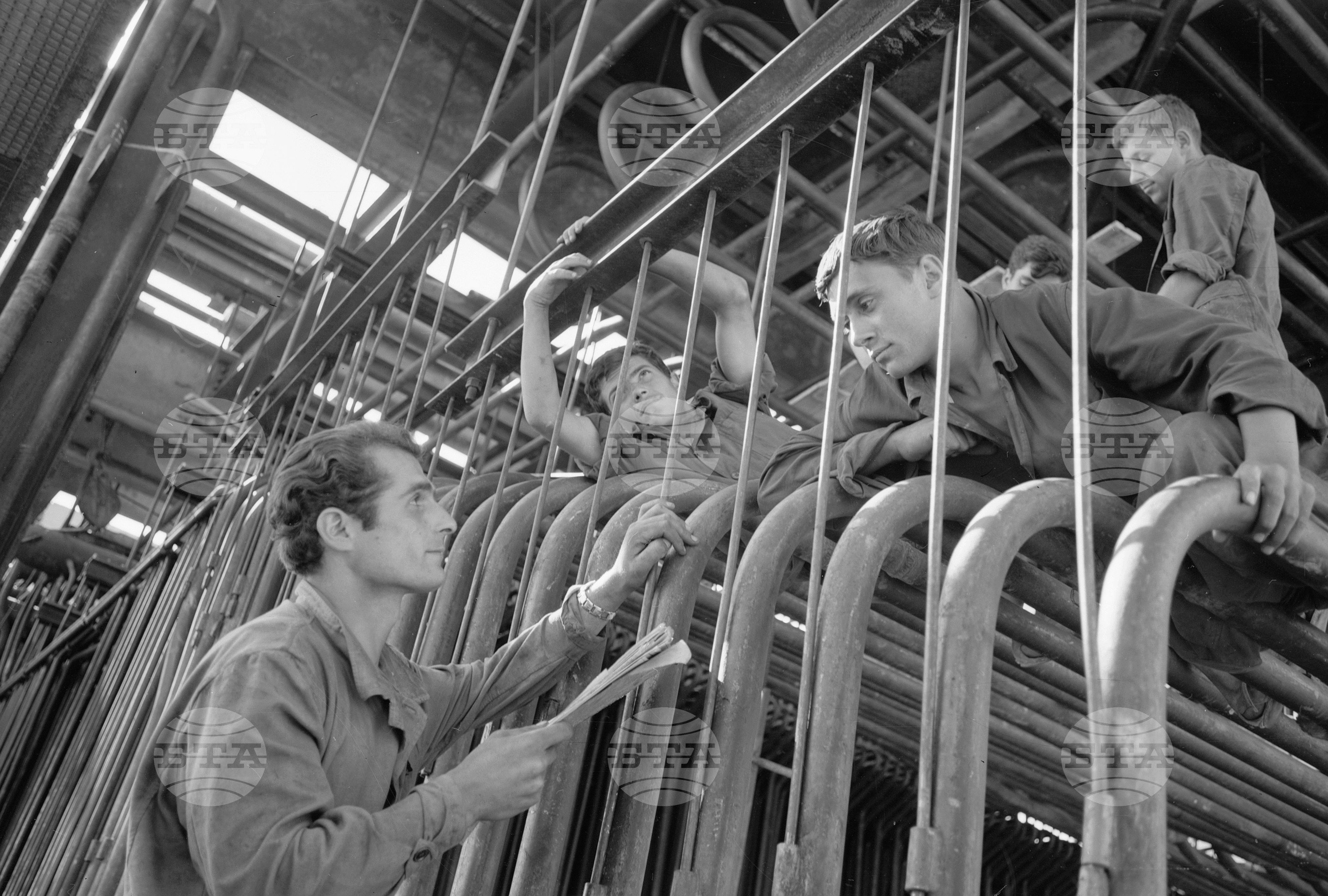 На строежа на ТЕЦ "Трайчо Костов", София - 1963