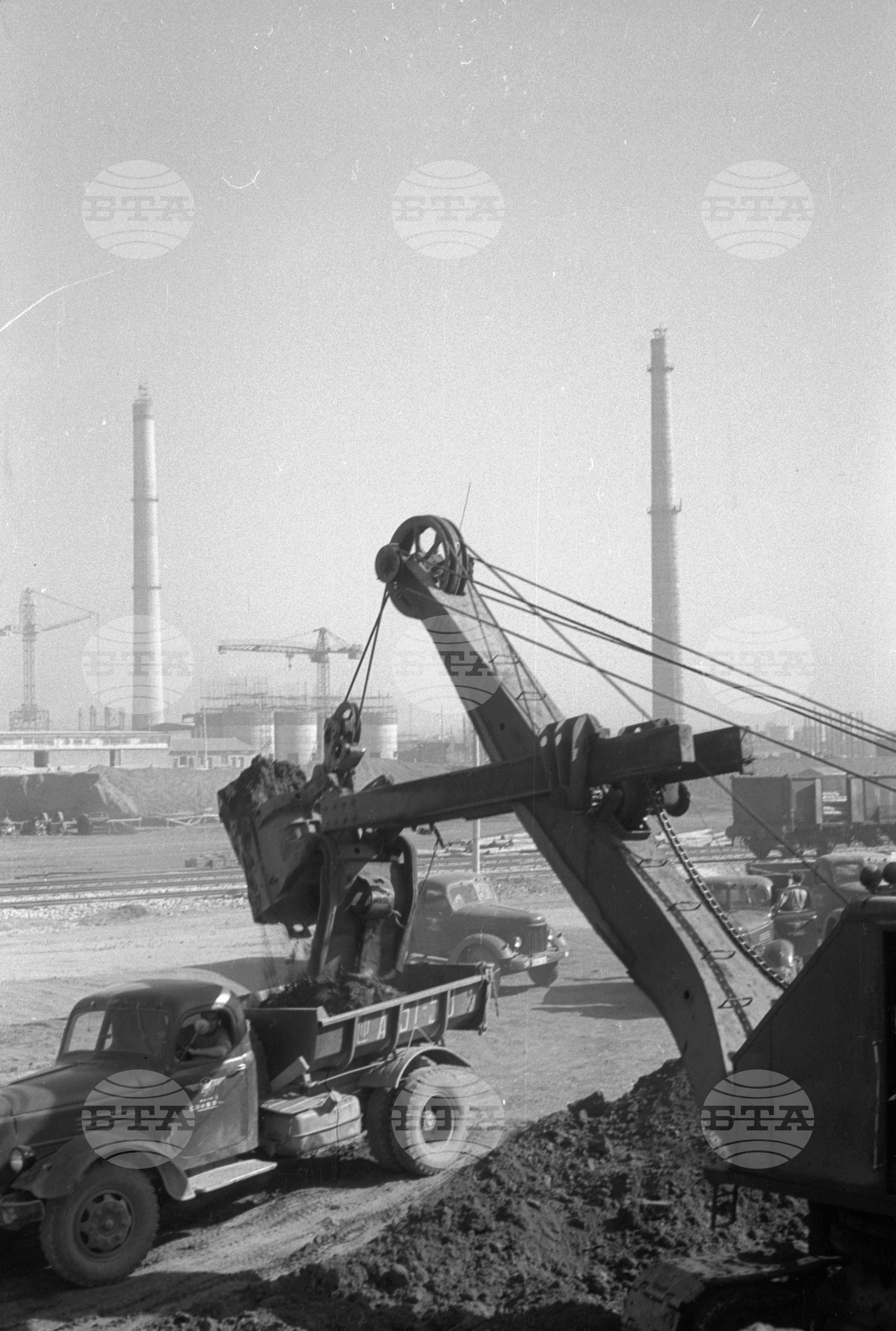 На строежа на Кремиковския металургичен комбинат - 1961 година