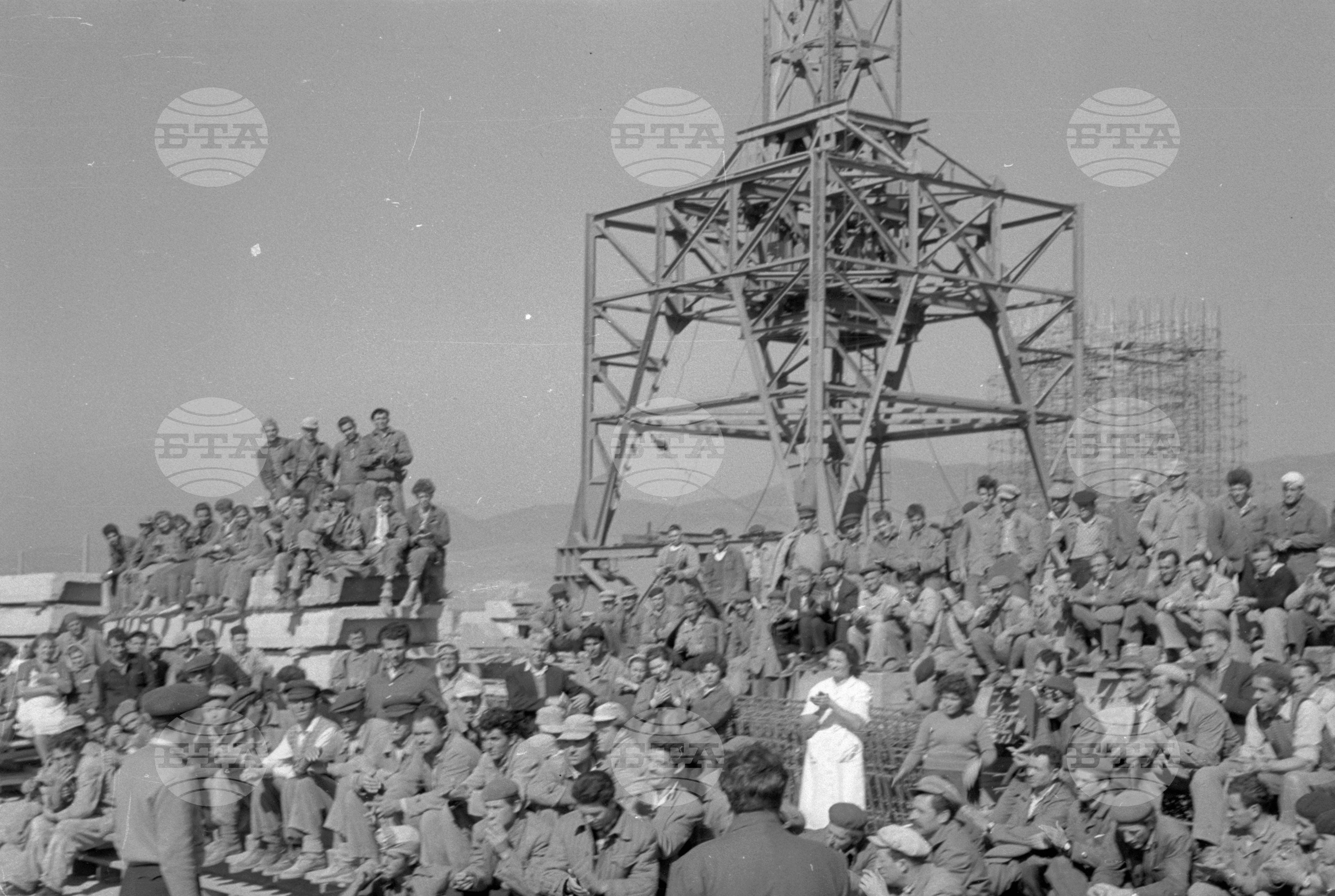 На строежа на Кремиковския металургичен комбинат - 1961 година