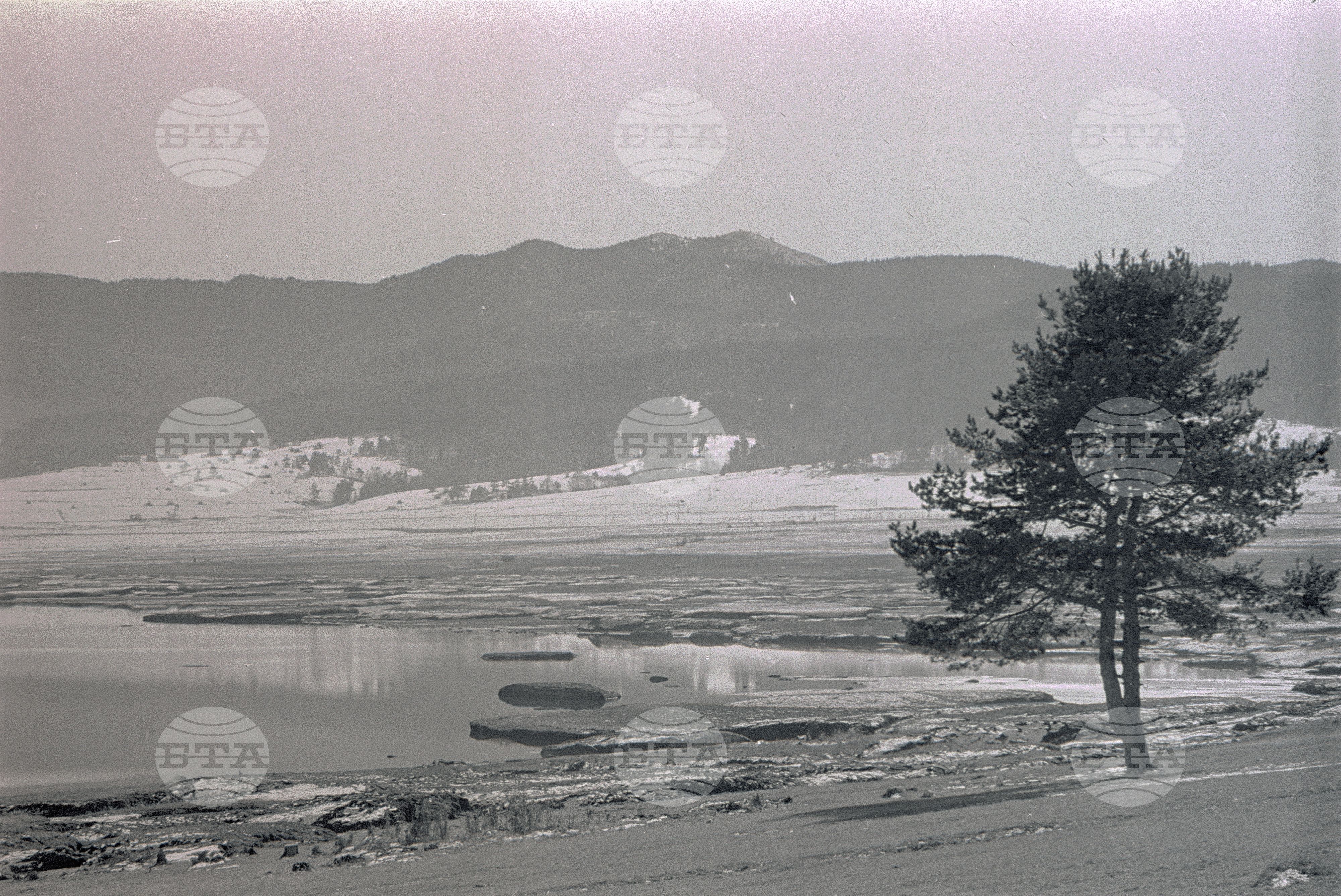 Край язовир "Батак" - 1963 година