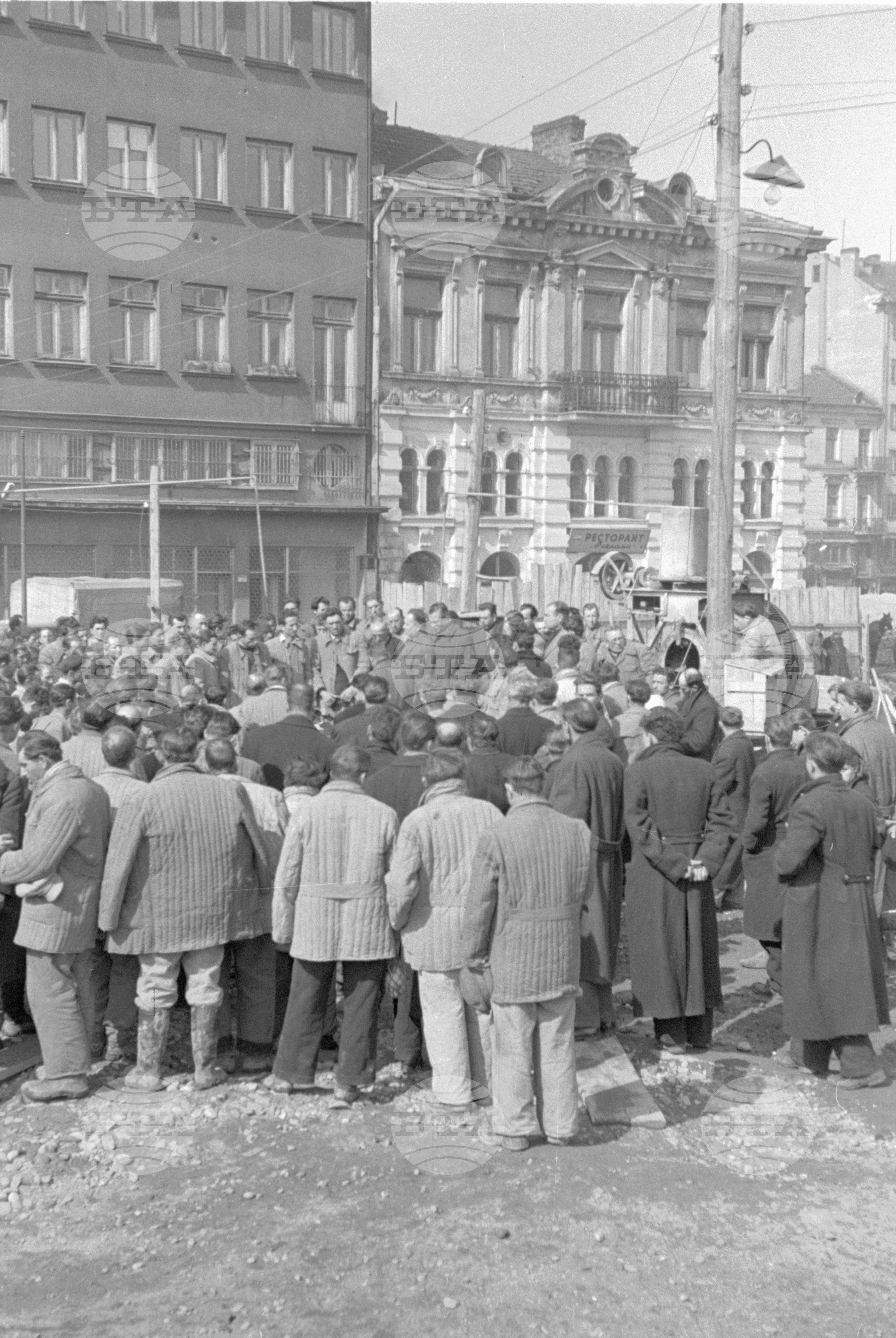 Траурен митинг по случай смъртта на Йосиф Висарионович Сталин