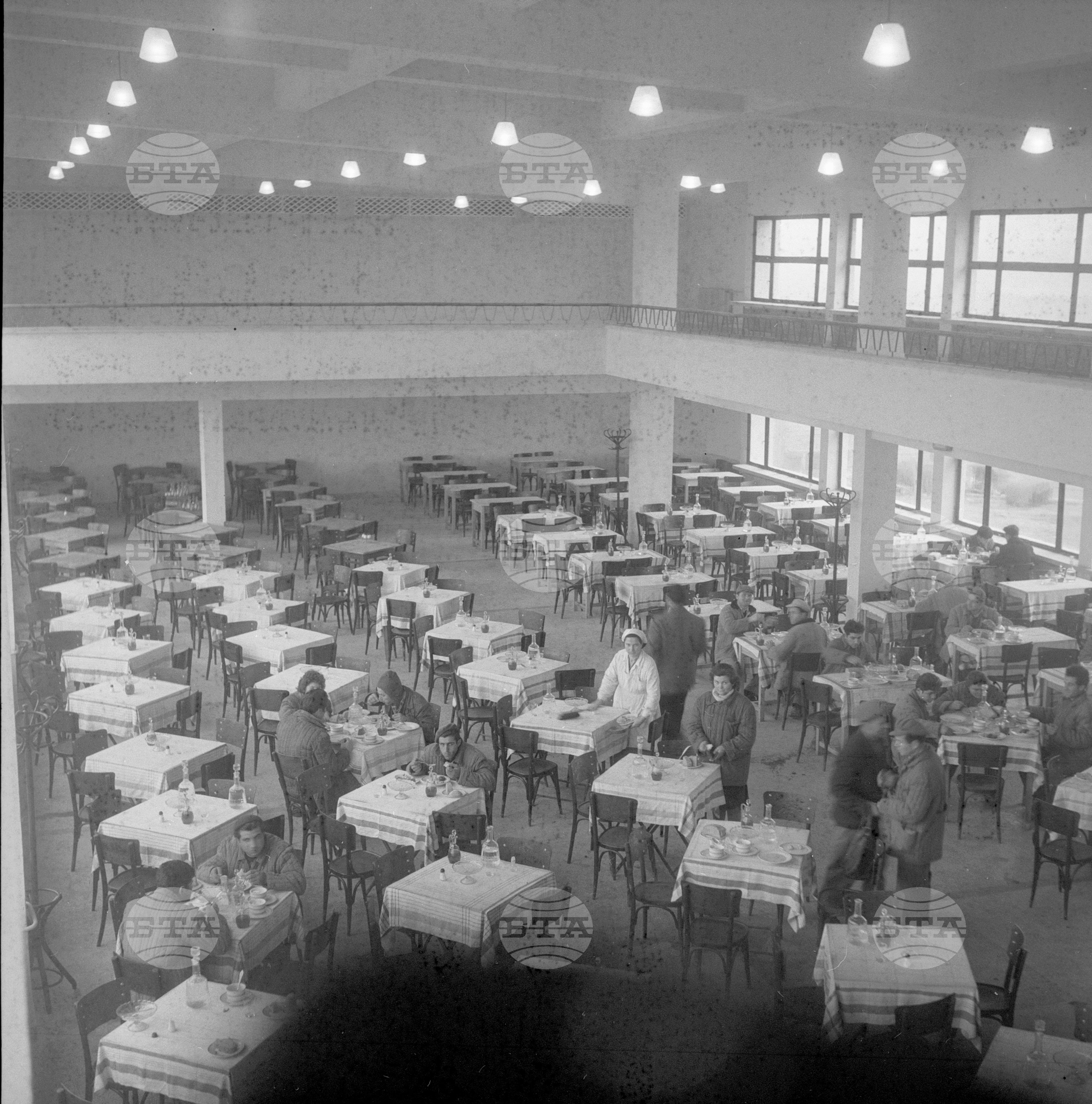 На строежа на Азотно-торовия завод край Стара Загора 1962г. част 3