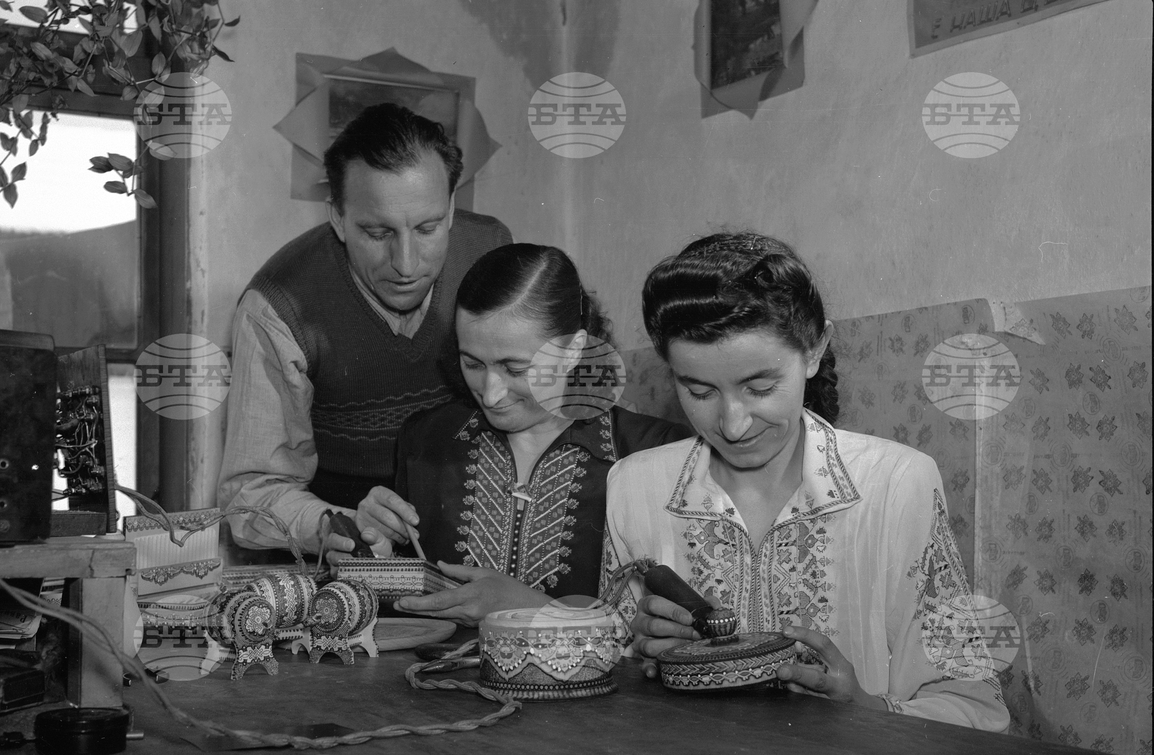 Трудово-производителна кооперация (ТПК) "Родно изкуство" - с.Орешак,Троянско
