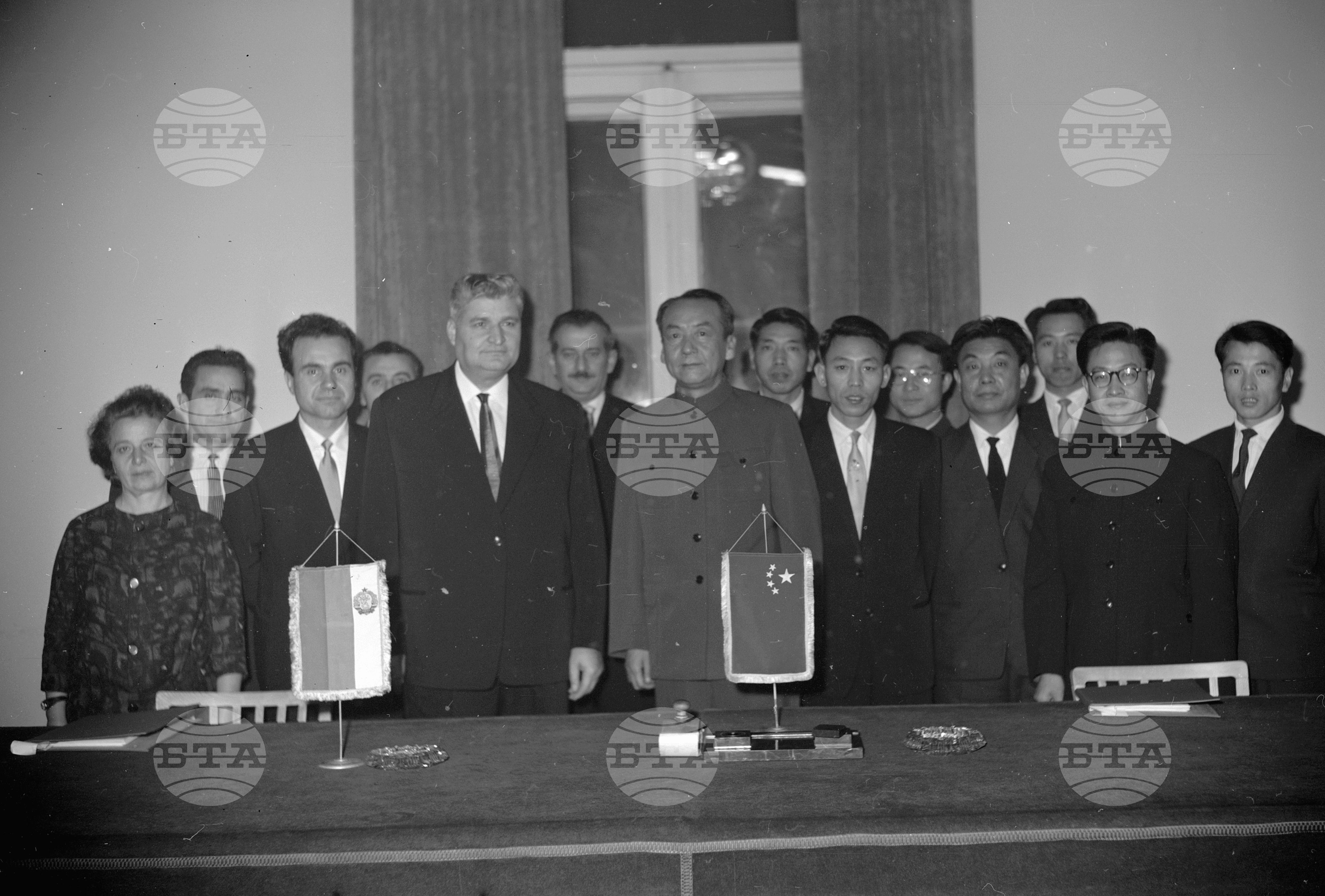 Подписване на протокол за научно-техническо сътрудничество между КНР (Китайска народна република) и НРБ (Народна република България)