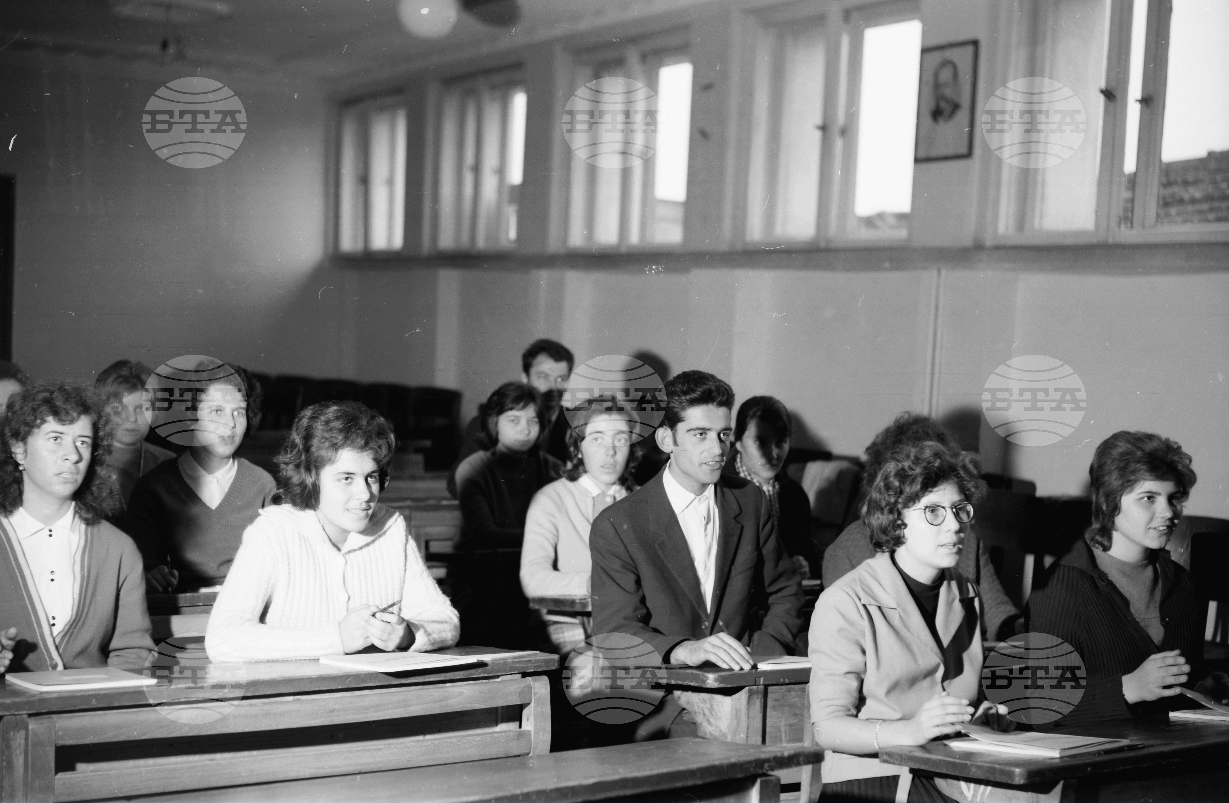 Педагогически институт за подготовка на прогимназиални учители - Плевен