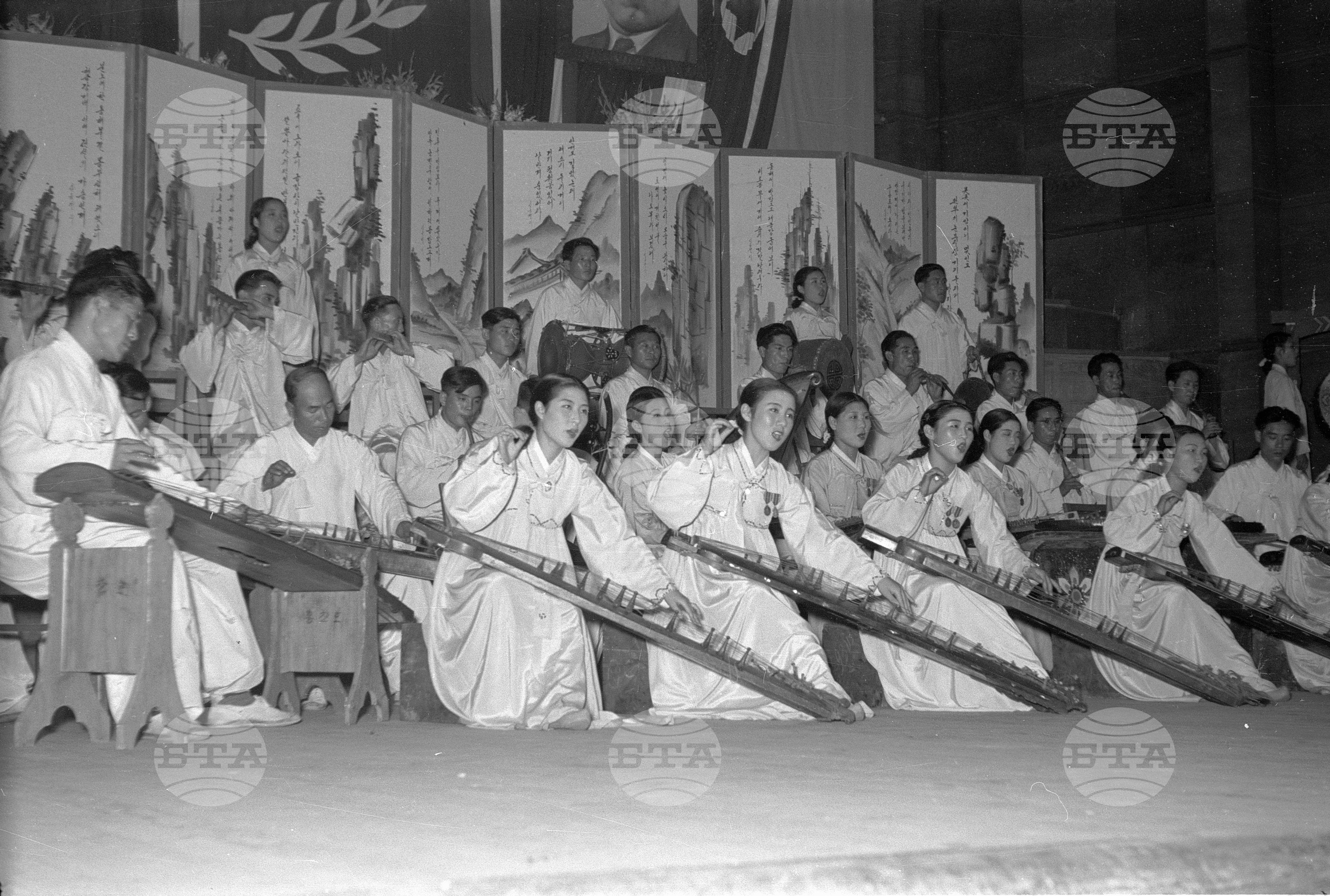 Ансамбъл за песни и танци при Корейската народна армия в България - 1953 година