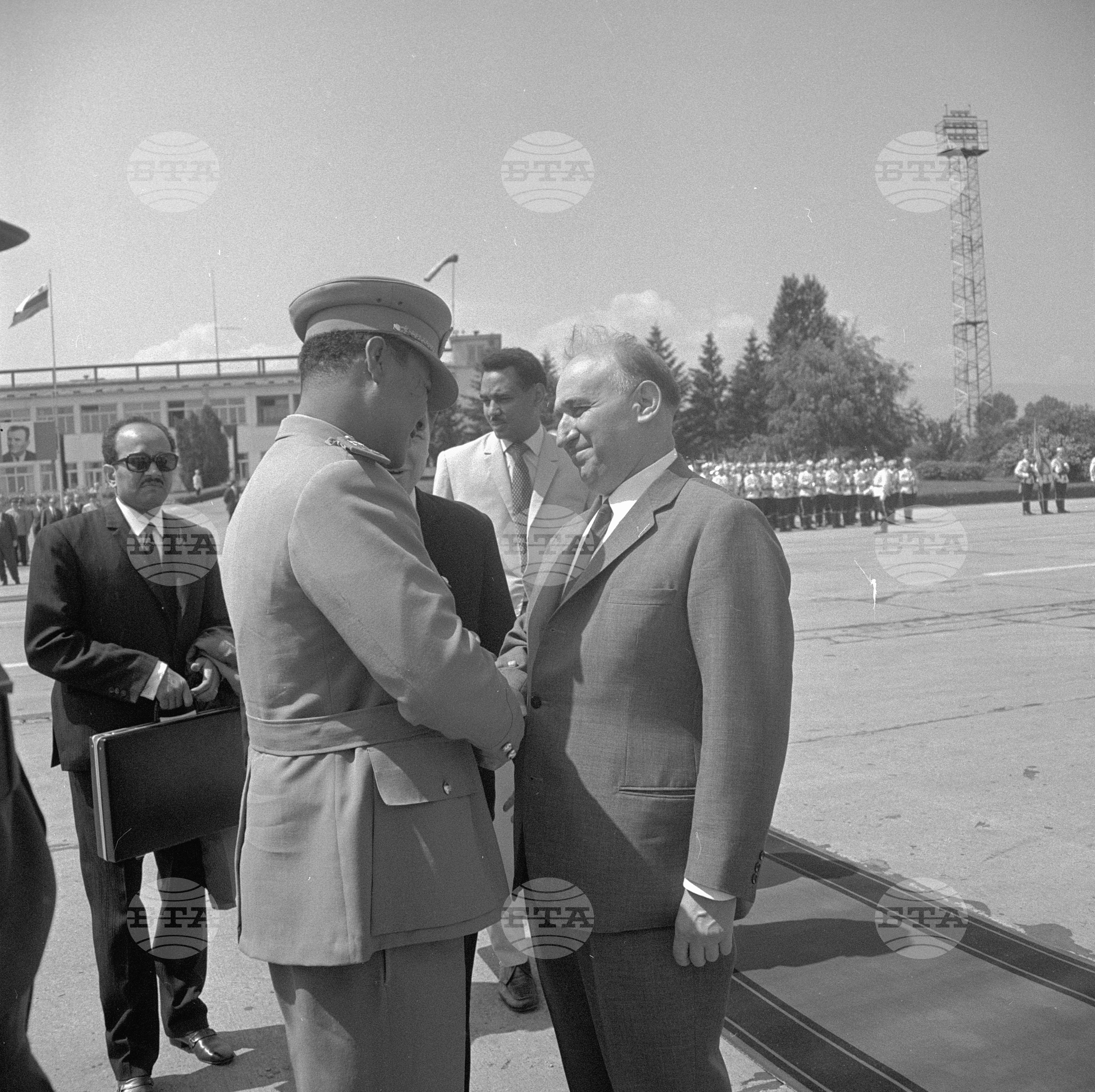 Генерал-майор Джафаар Мохамед Нимейри на посещение в България - част 4