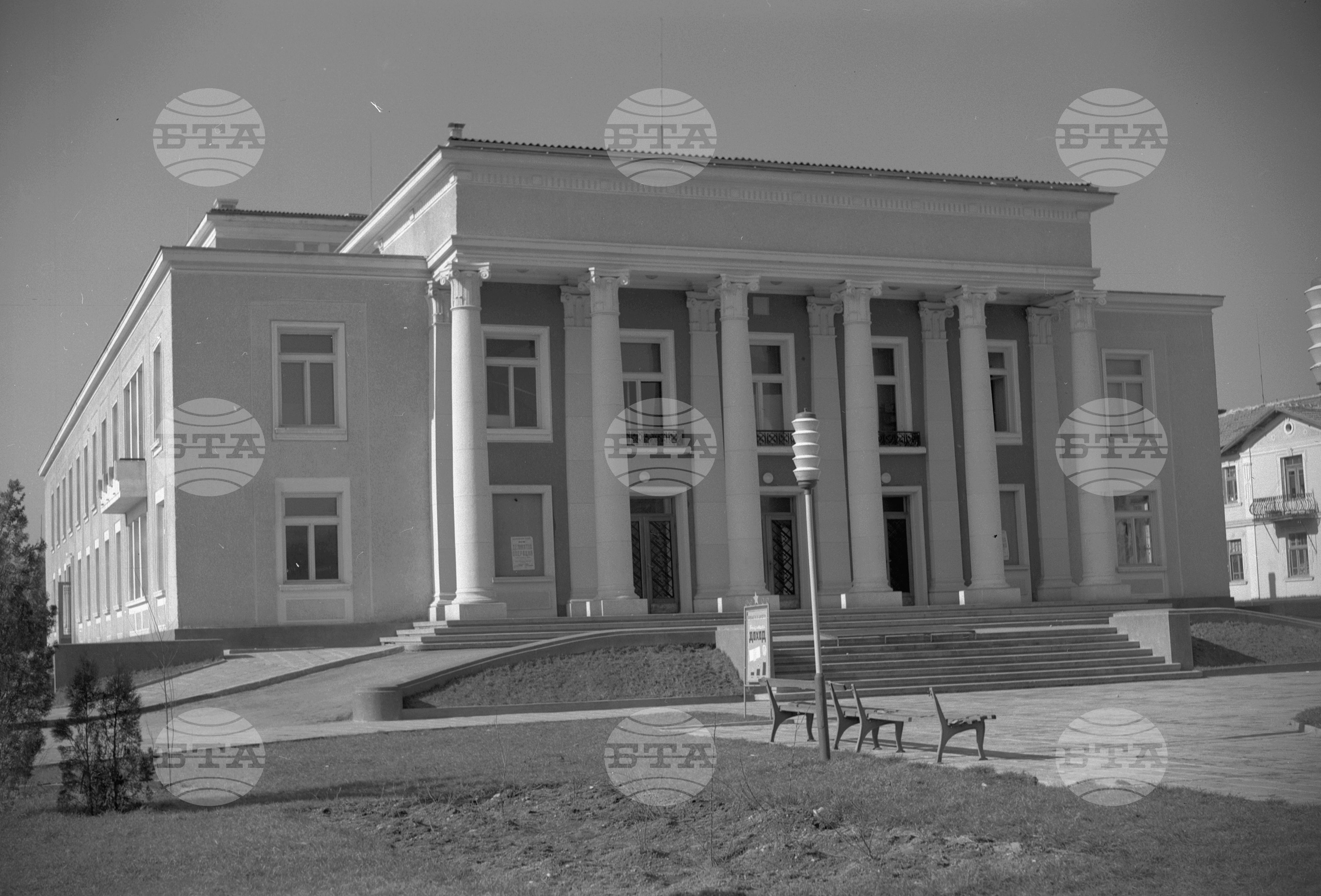 Град Харманли в снимки