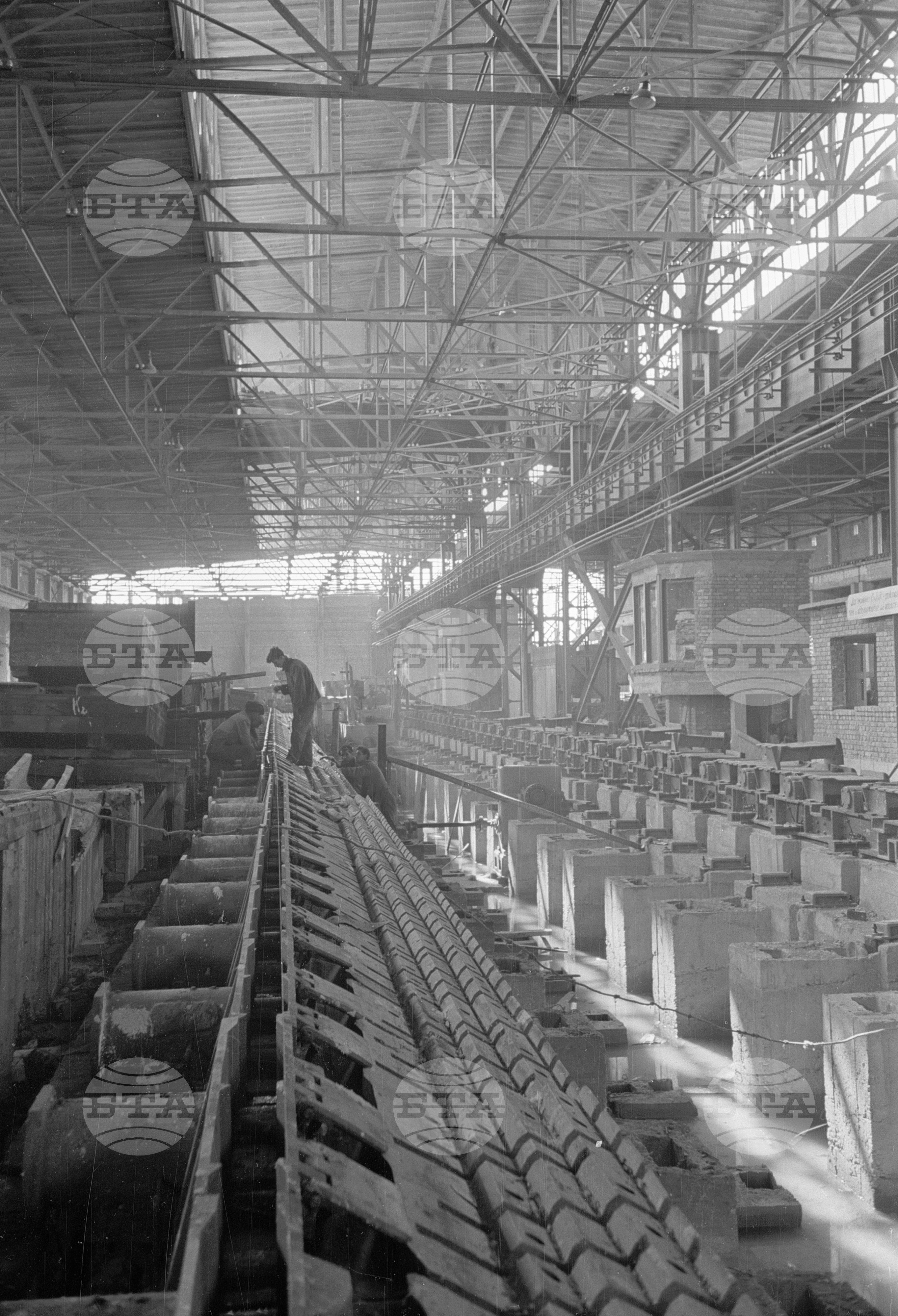 Държавен металургичен завод „Ленин“ - 1953 година - строеж