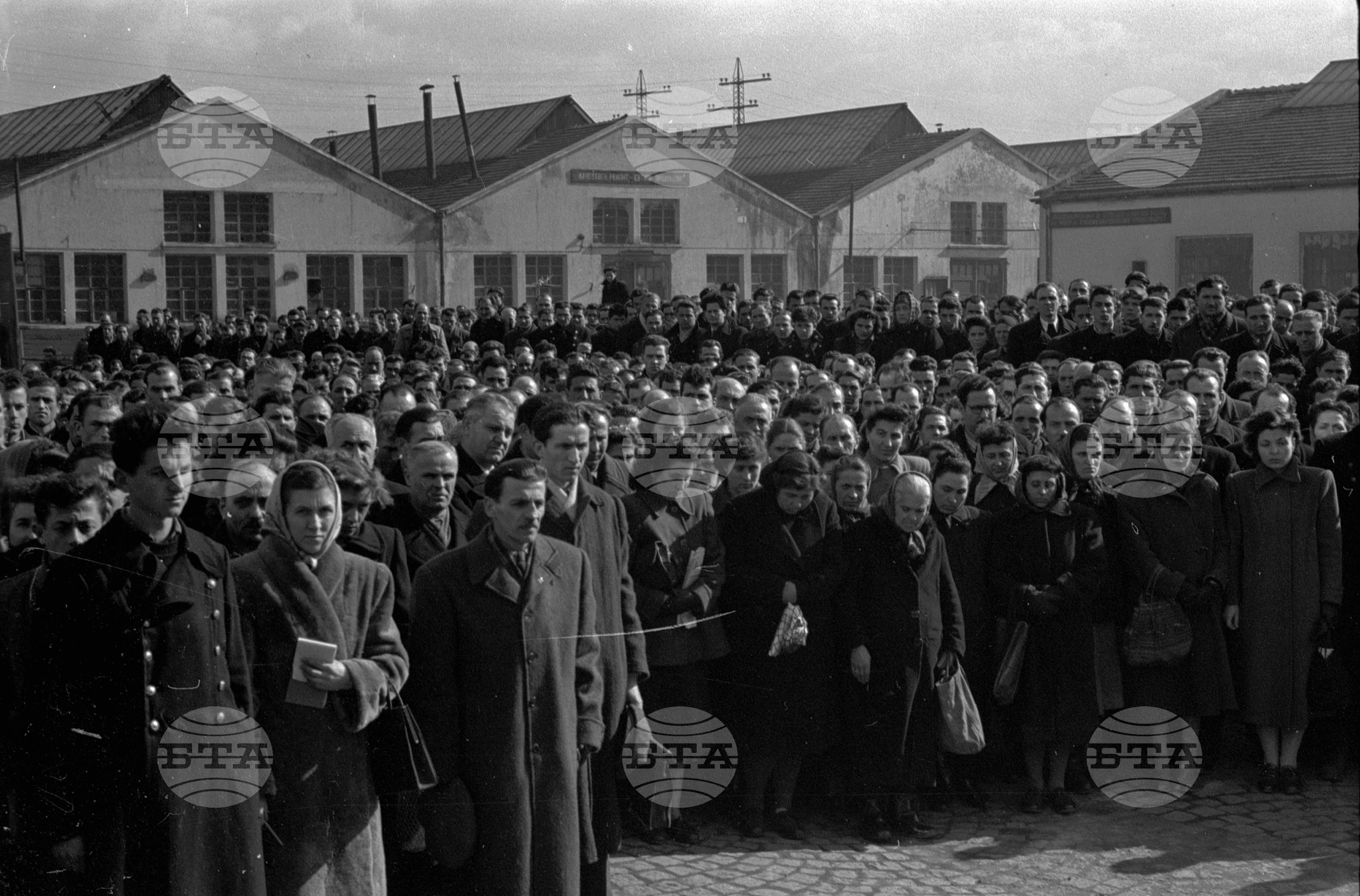 Траурен митинг по случай смъртта на Йосиф Висарионович Сталин