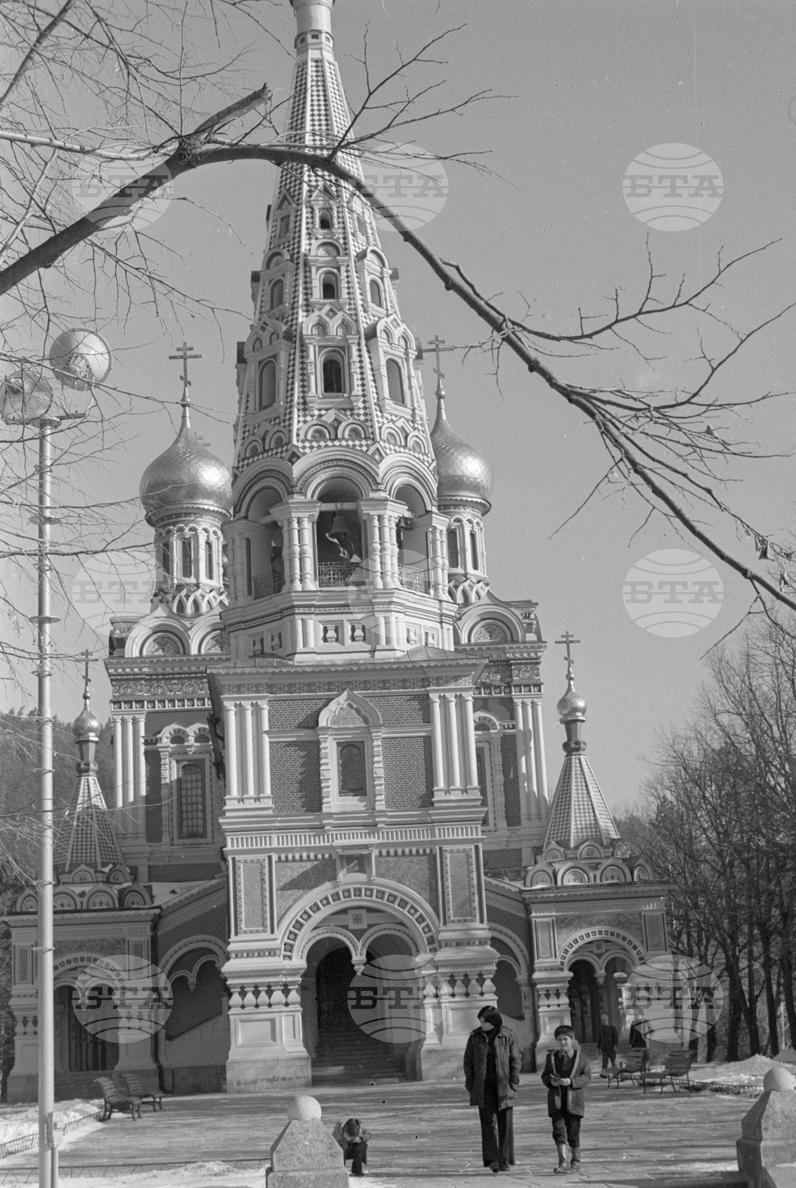 Храм-паметник "Рождество Христово" в град Шипка