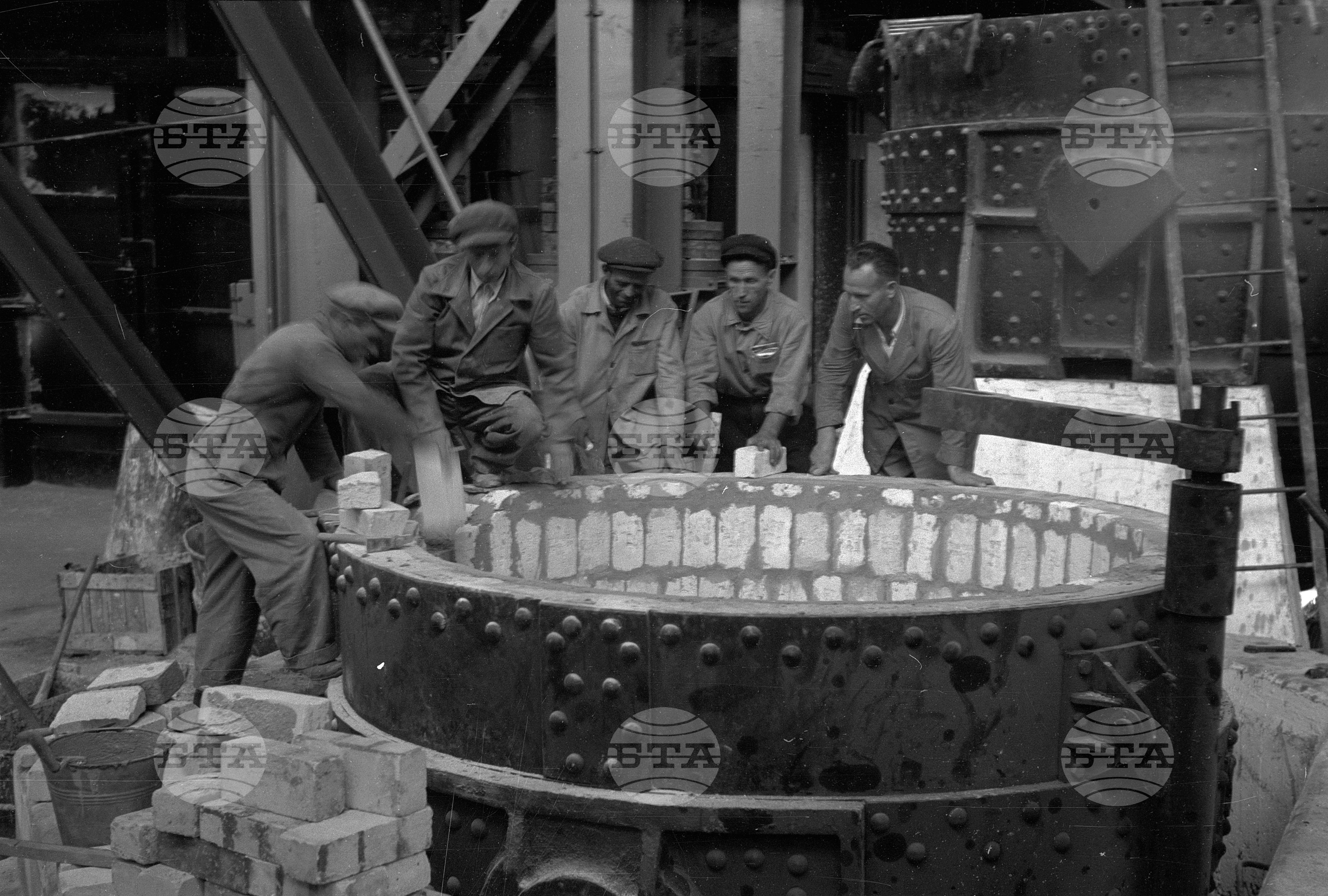 Държавен металургичен завод „Ленин“ - 1953 година - част 2