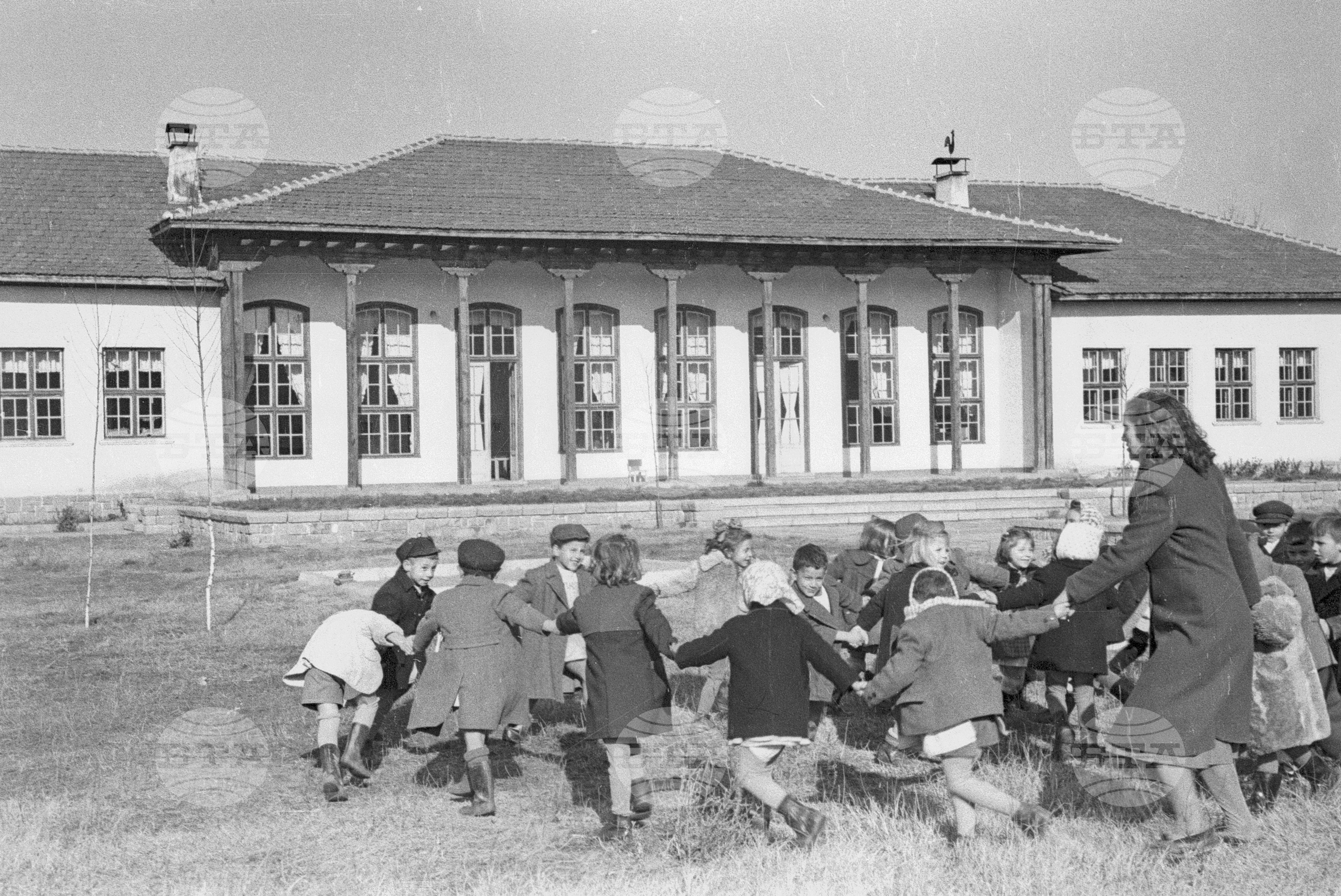 Посещение в Детската градина на делегатите от III конгрес на Профсъюза на продоволствените и тютюневи работници от МДФТ Пловдив