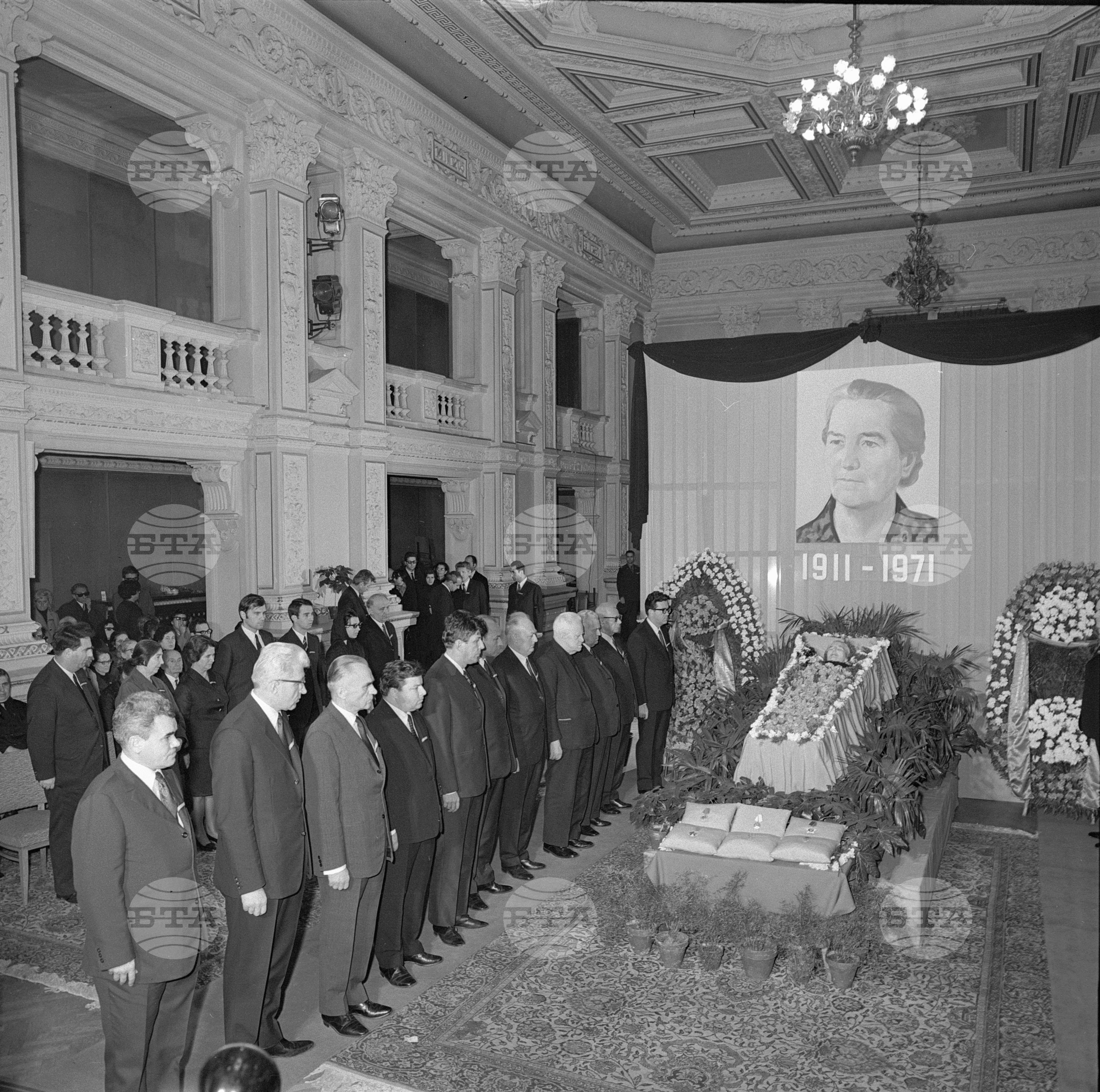 Погребението на доктор Мара Малеева Живкова