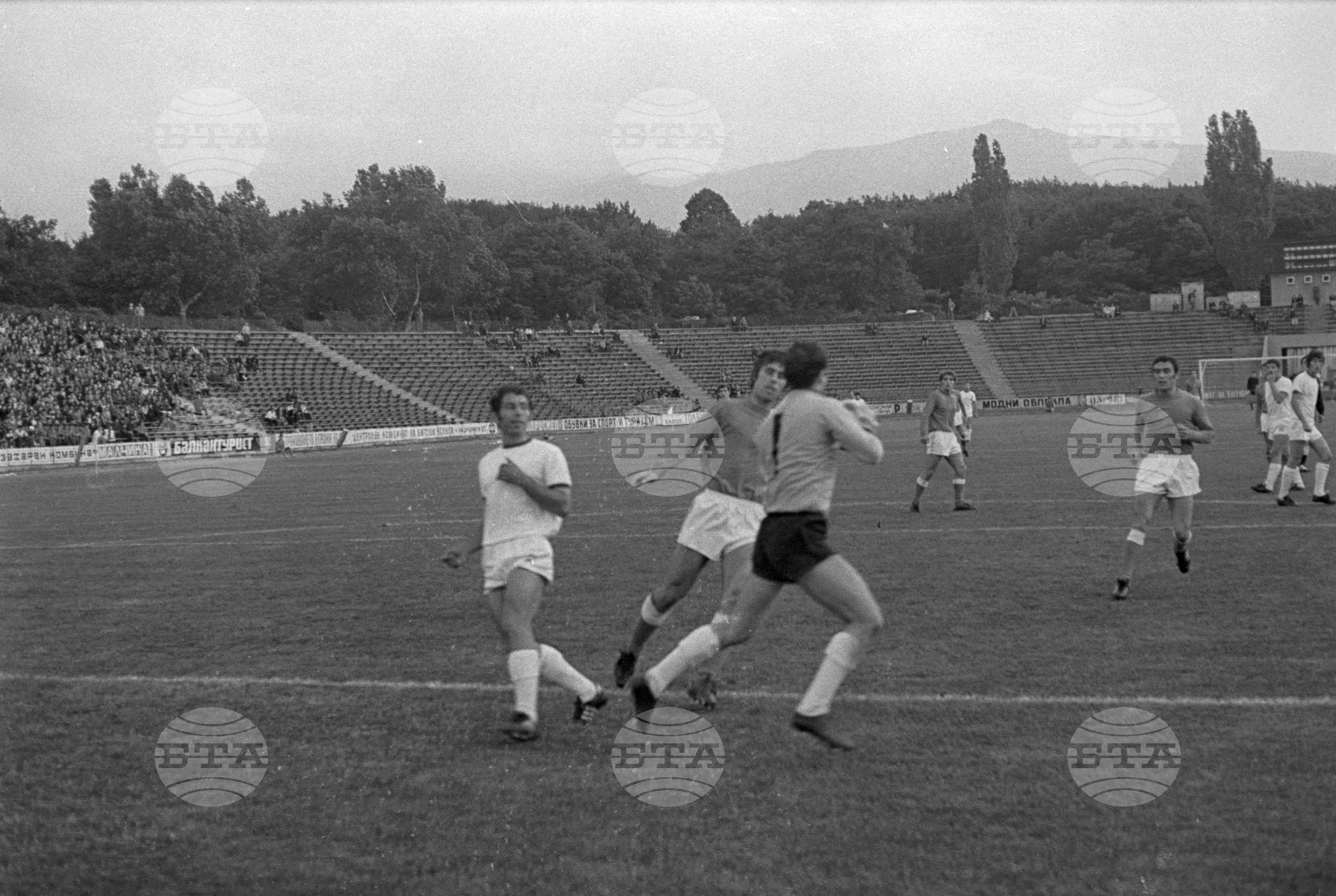 Закриване на републиканското първенство по футбол 1972-1973 година