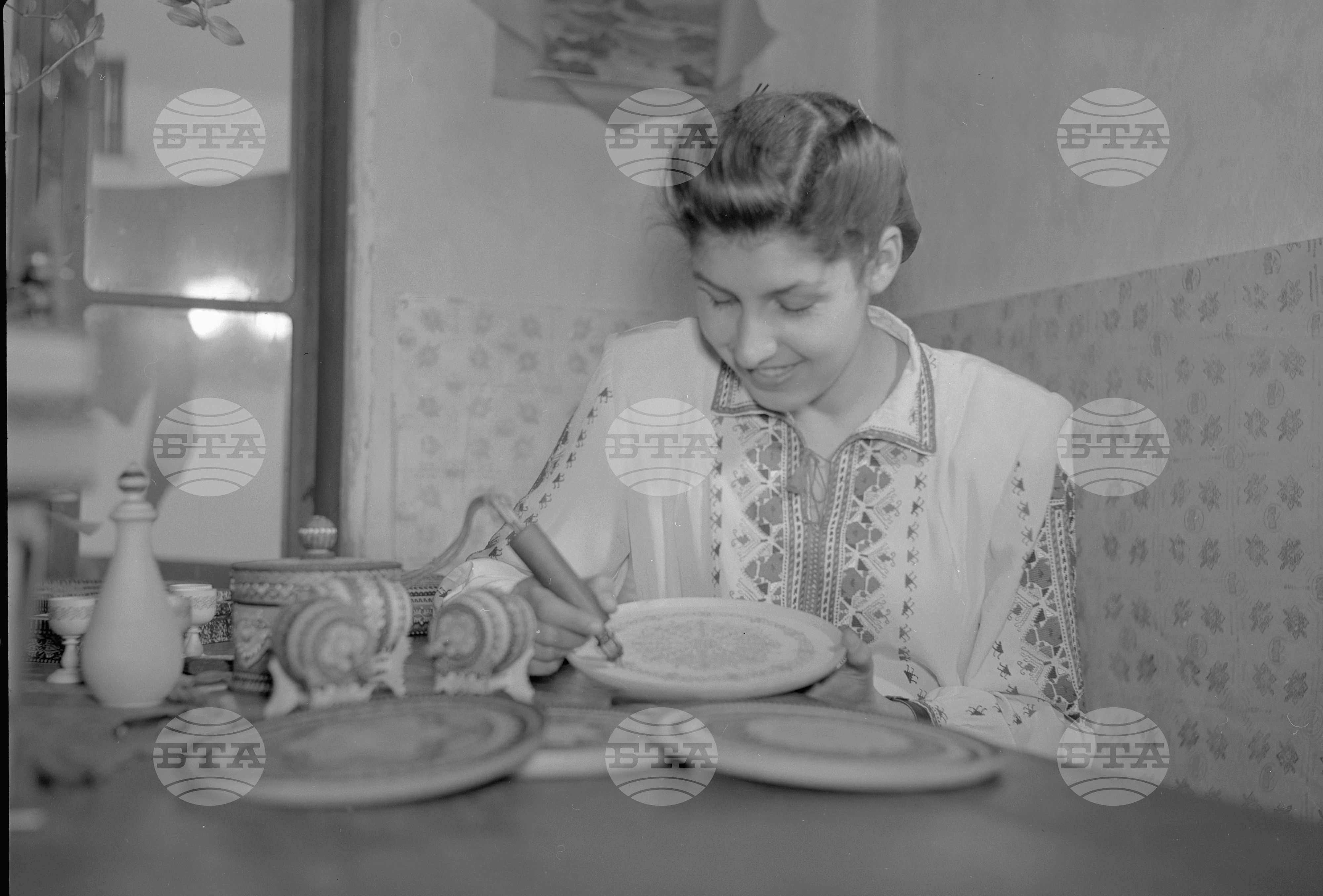 Трудово-производителна кооперация (ТПК) "Родно изкуство" - с.Орешак,Троянско