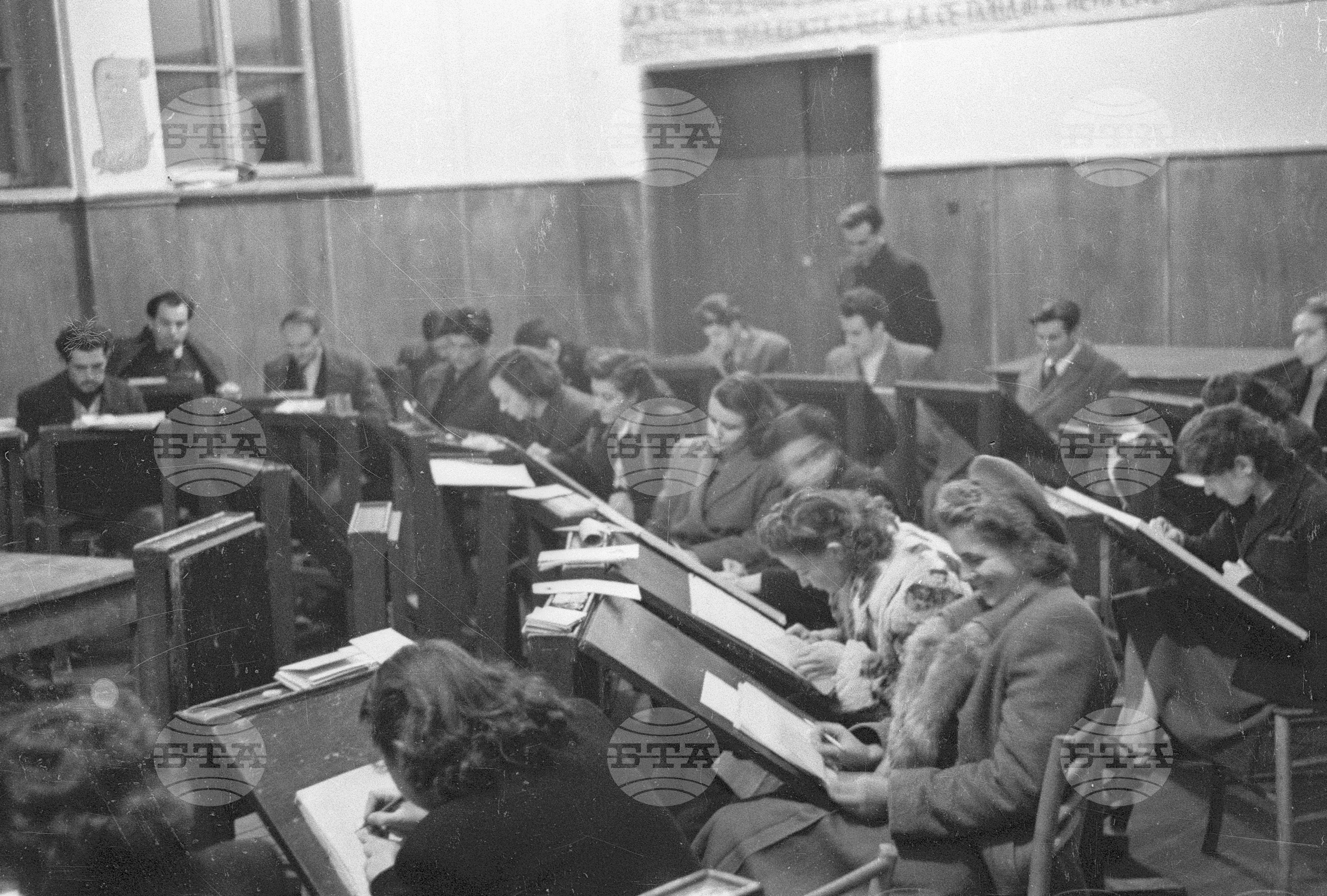 Посещение в Техникума на делегатите от III конгрес на Профсъюза на продоволствените и тютюневи работници от МДФТ Пловдив