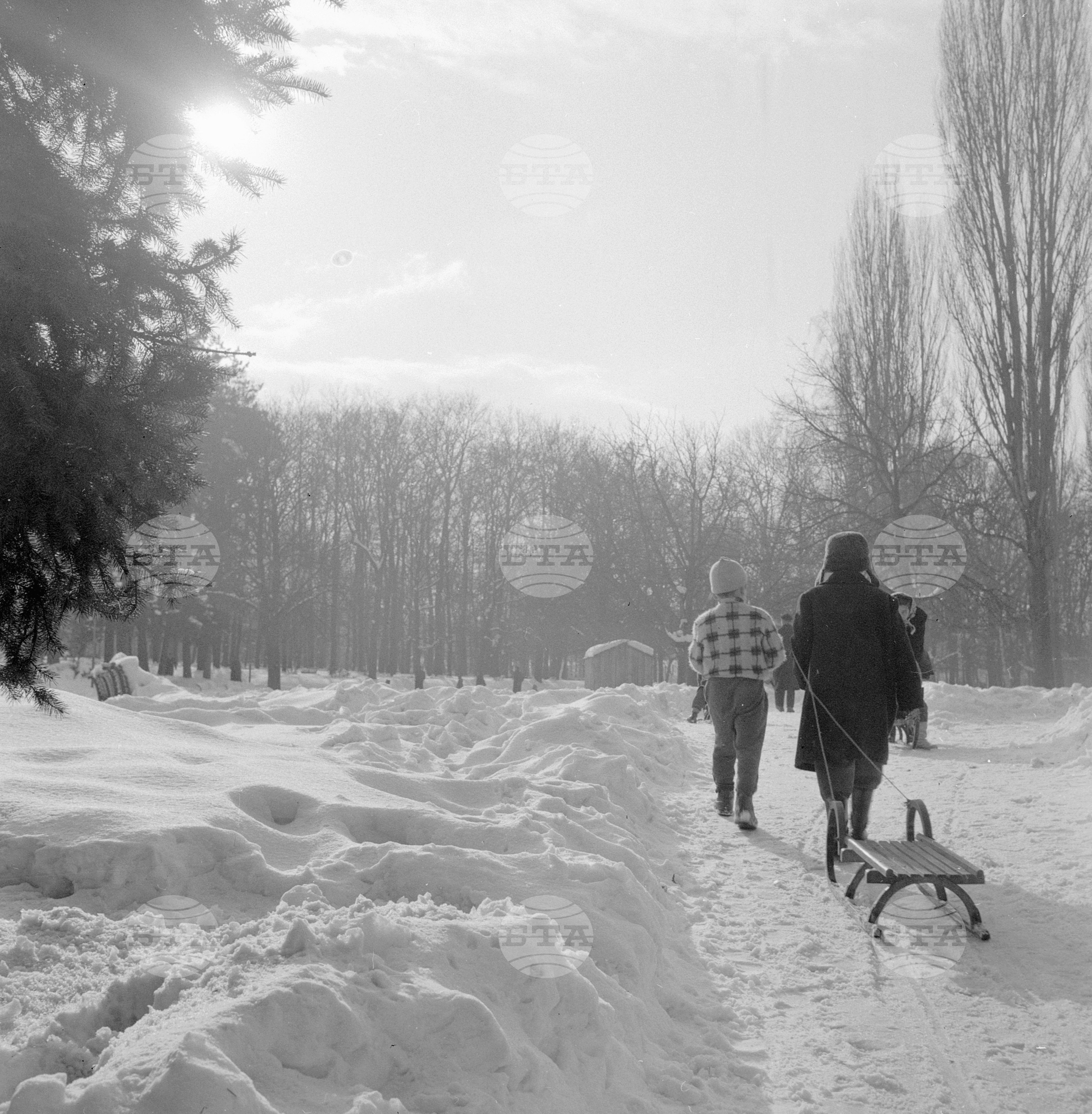 На залез слънце в Парка на свободата - София
