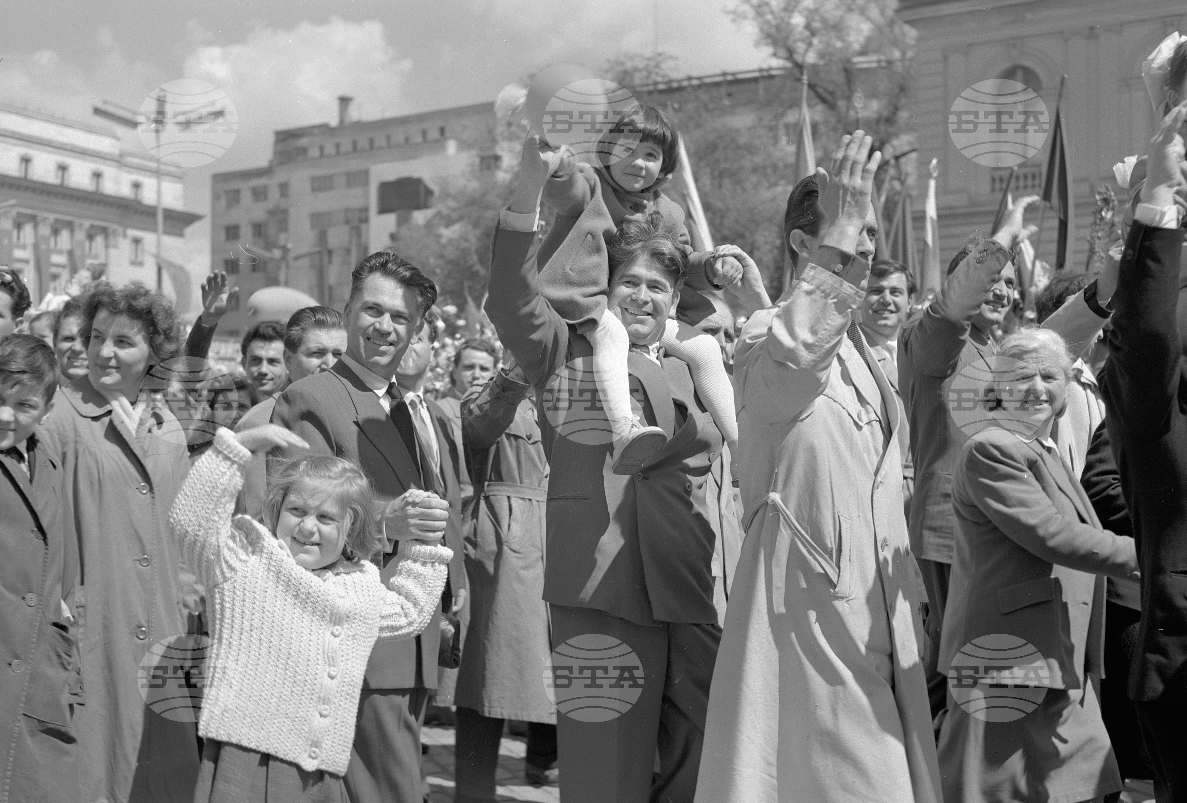 Тържествено честване на Първи май в София 1962г. част 2