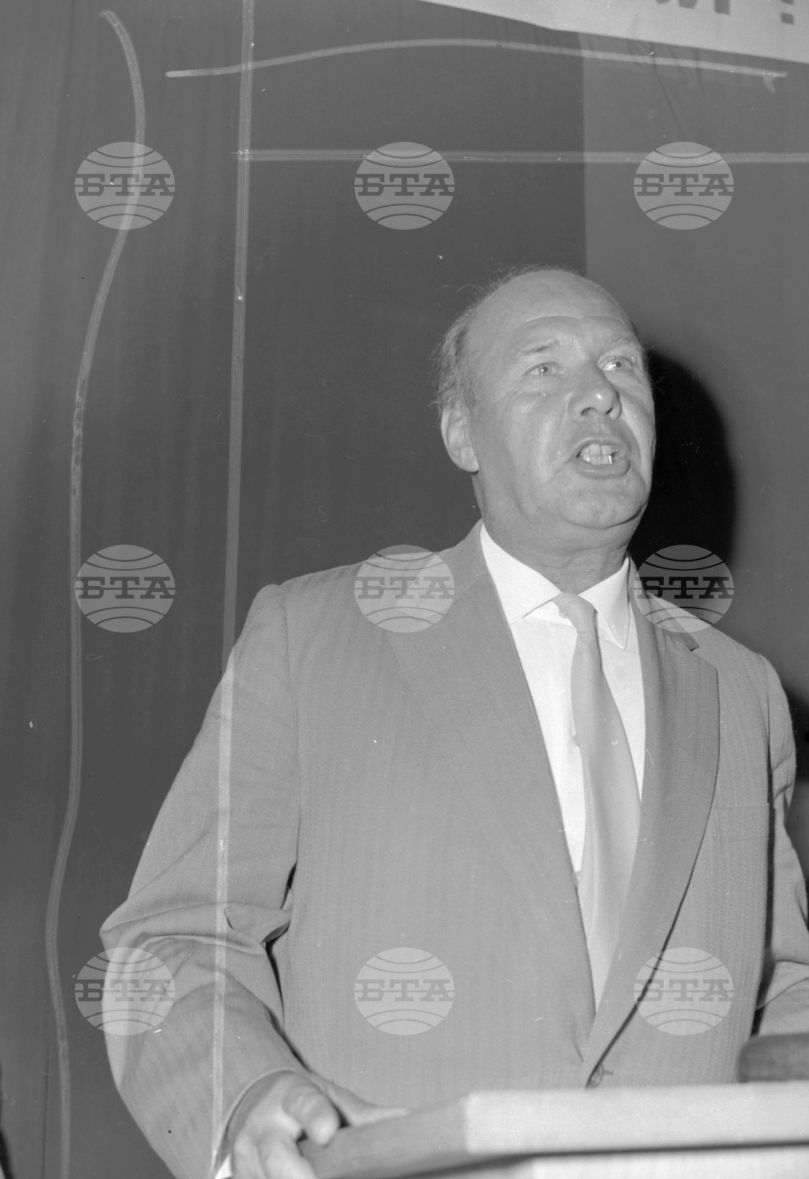 Откриване на  новата учебна 1961/1962 година в столичните учебни заведения