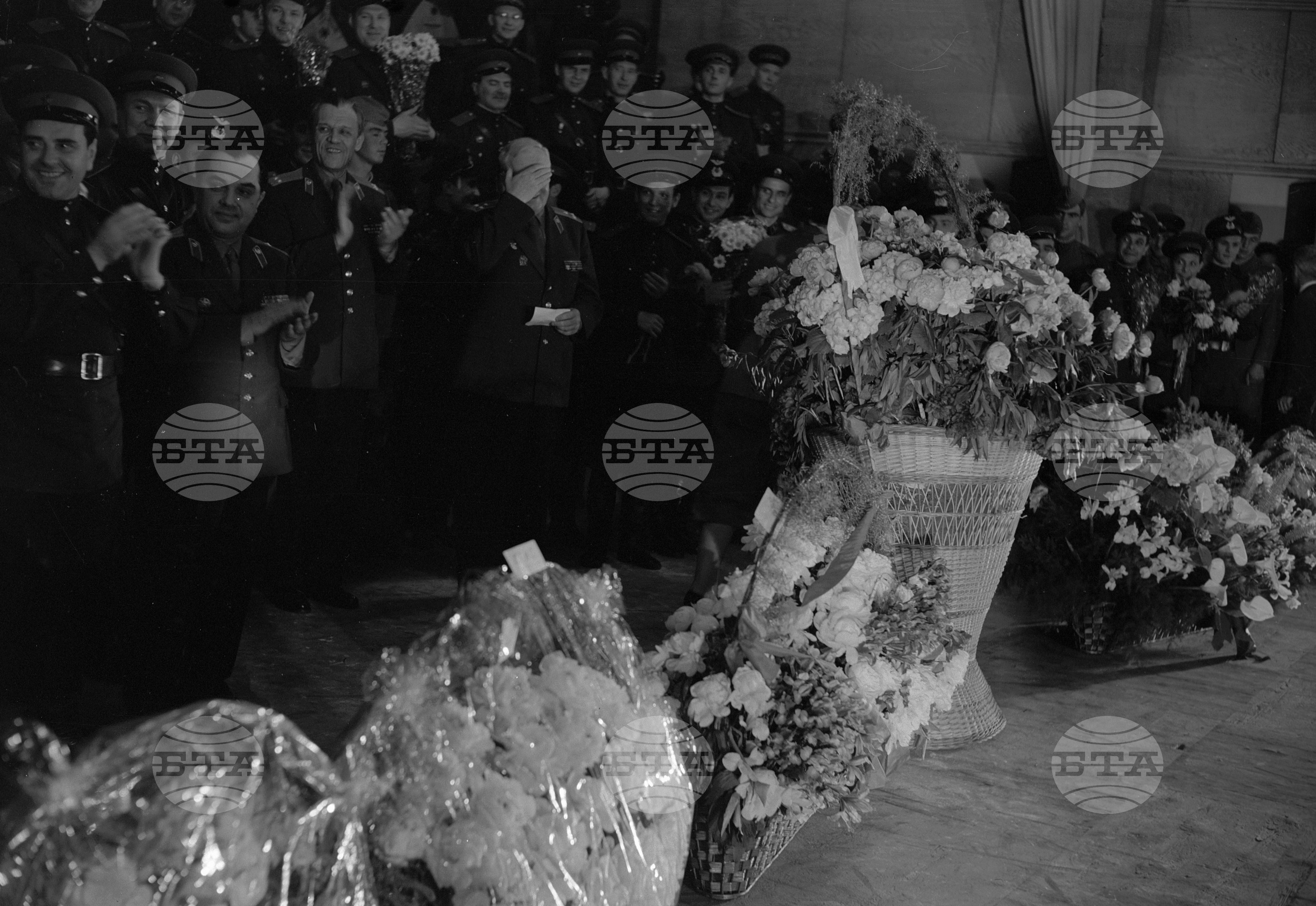 Първият спектакъл на Ансамбъла за песни и танци на Съветската армия "А.Д.Александров" част 4