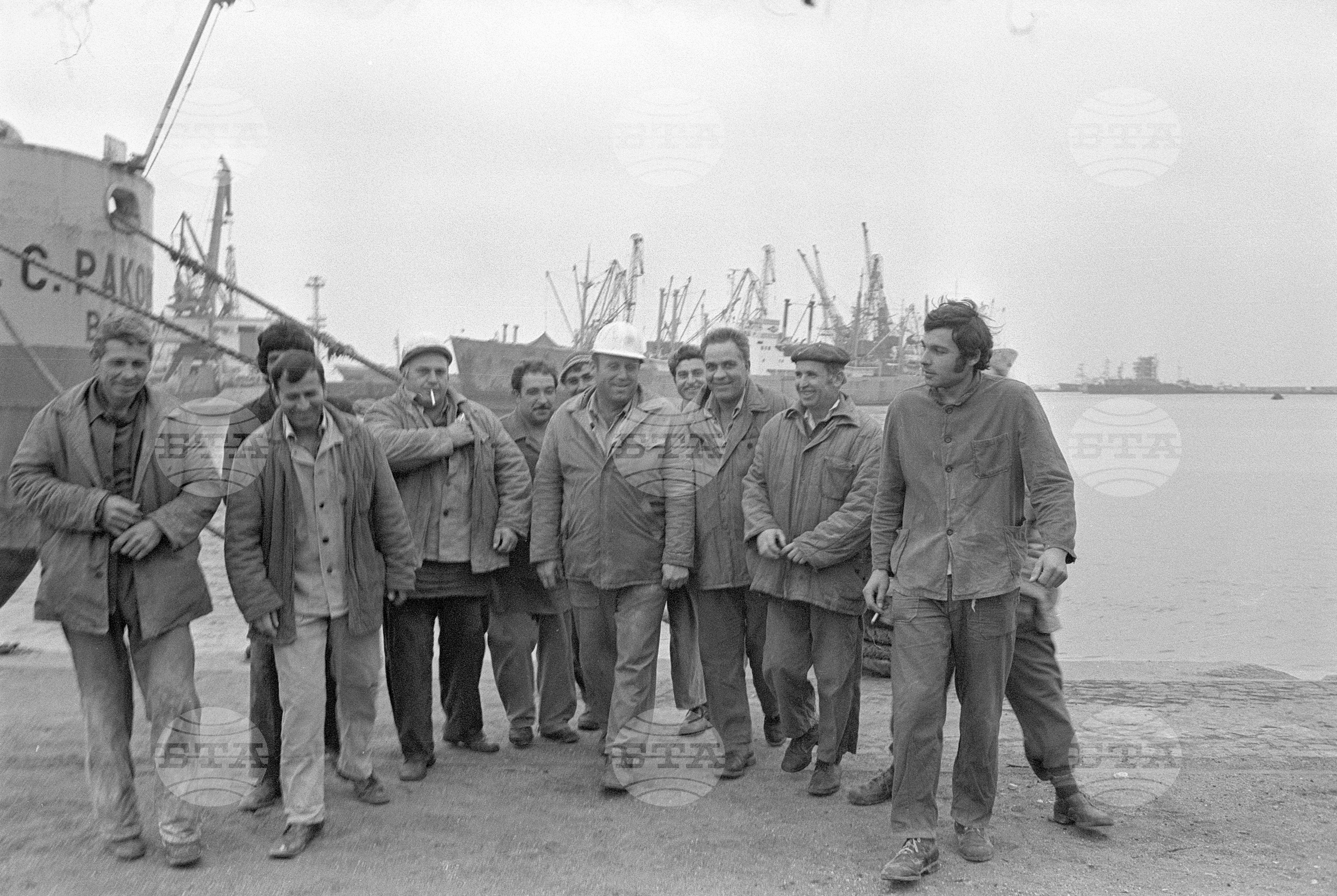 В пристанище Варна