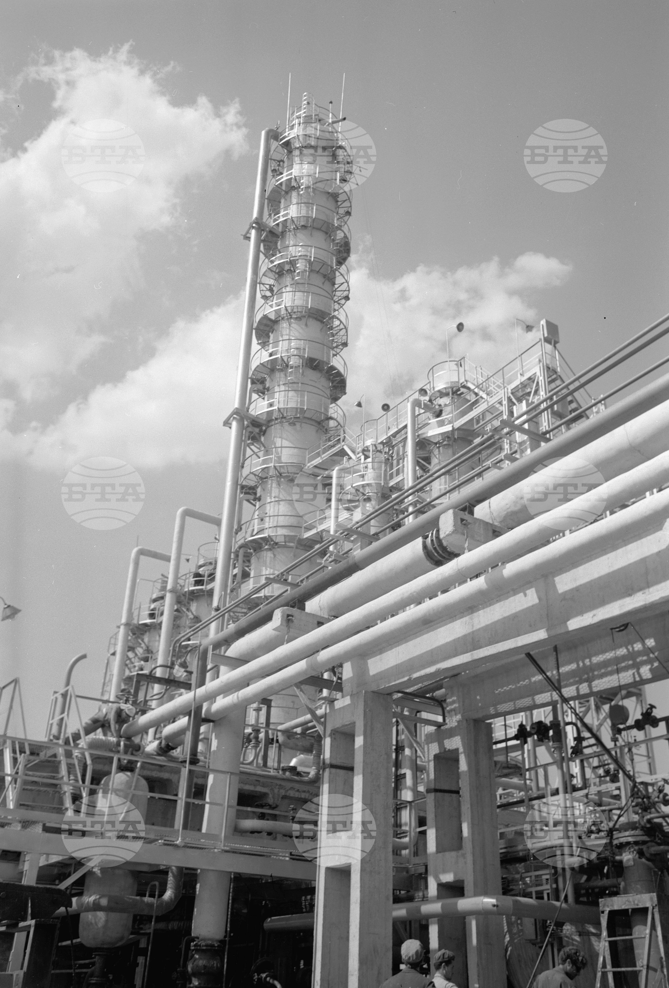 На разширението на Нефтохимическия комбинат край Бургас