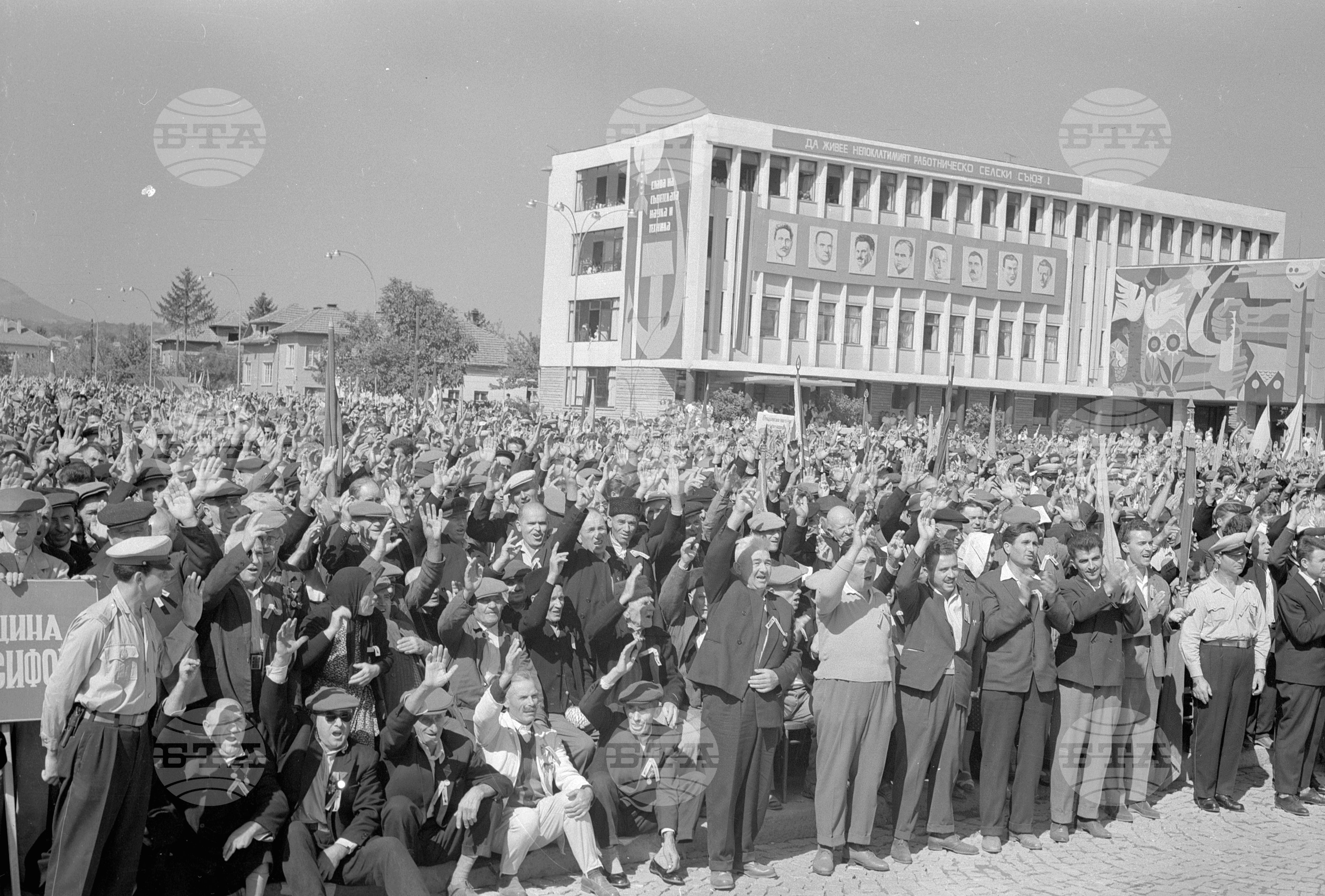Възторжен митинг за трудещите се от Михайловградски окръг