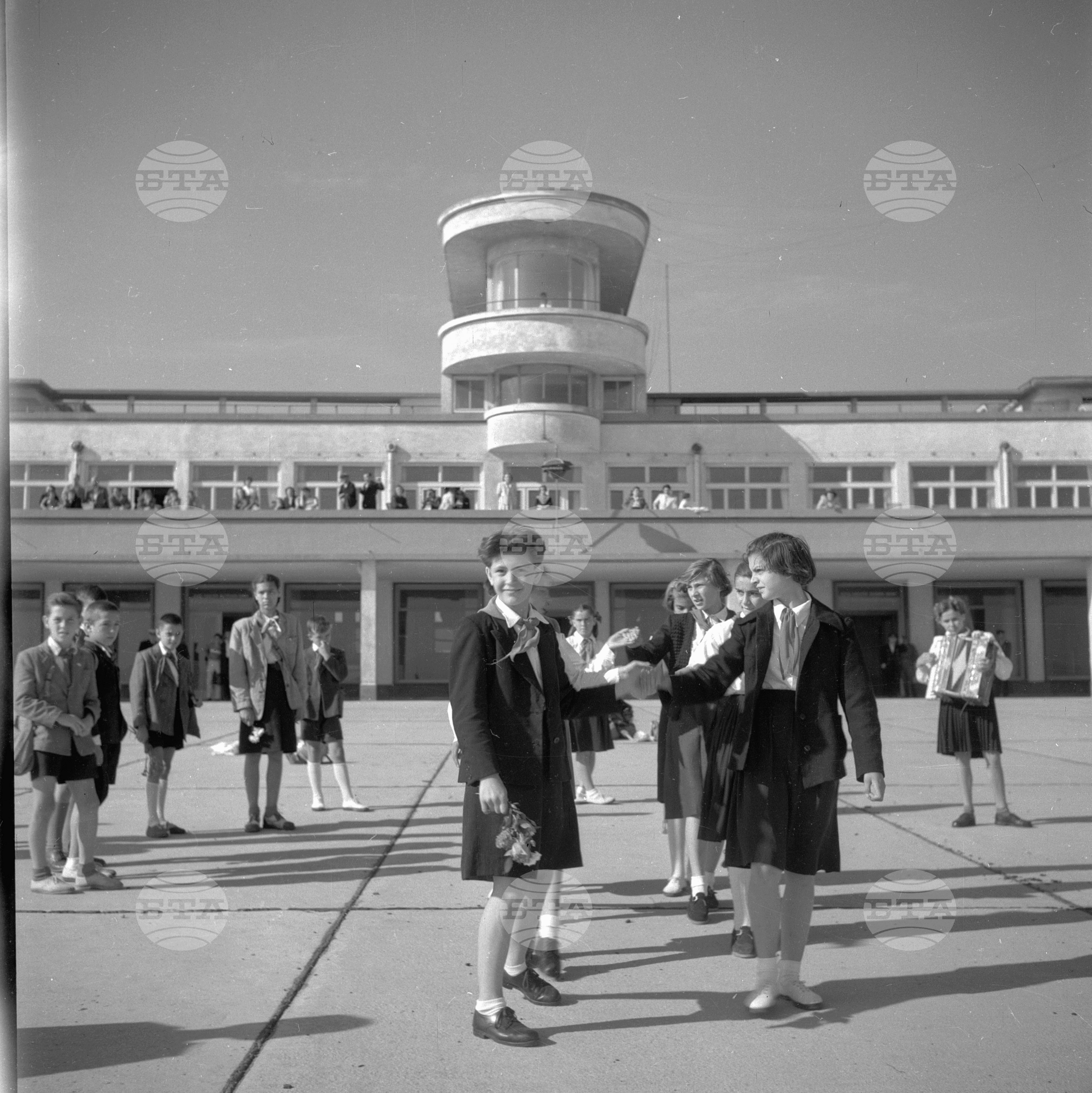 Аерогара София - 1952 година