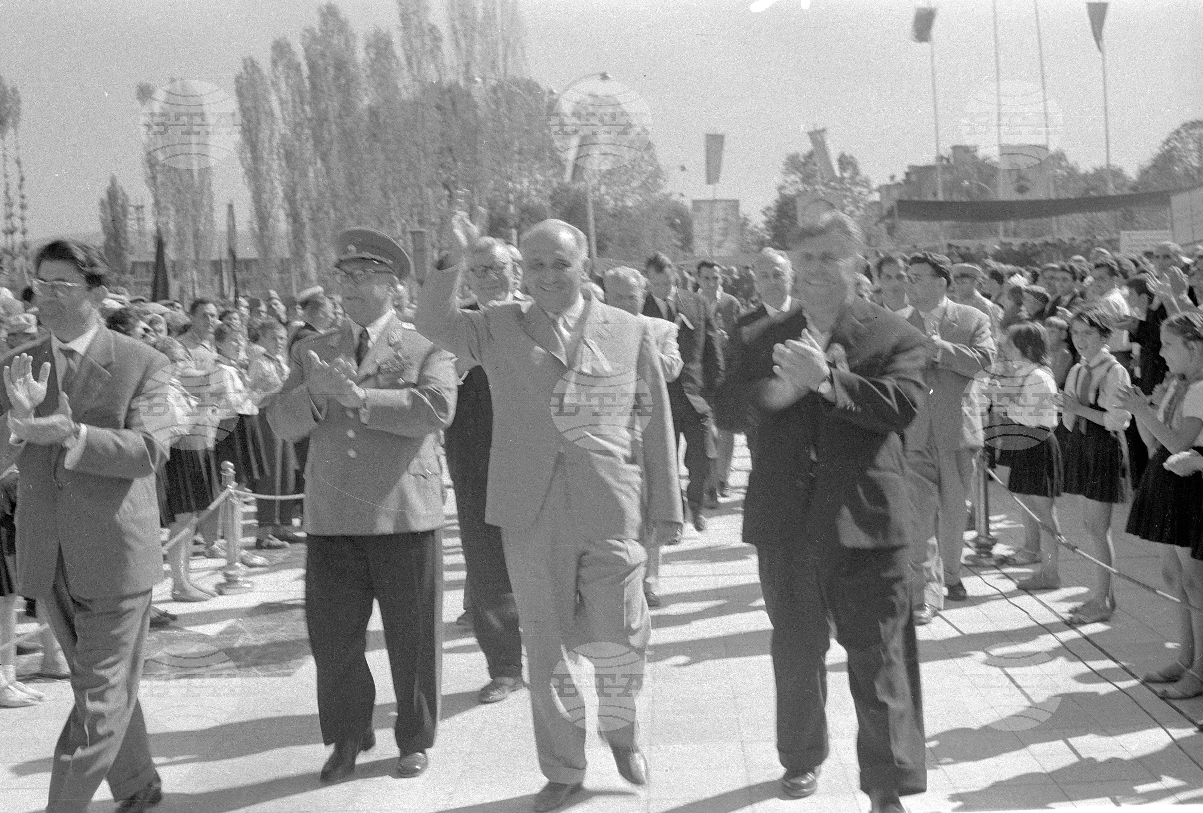 Възторжен митинг за трудещите се от Михайловградски окръг
