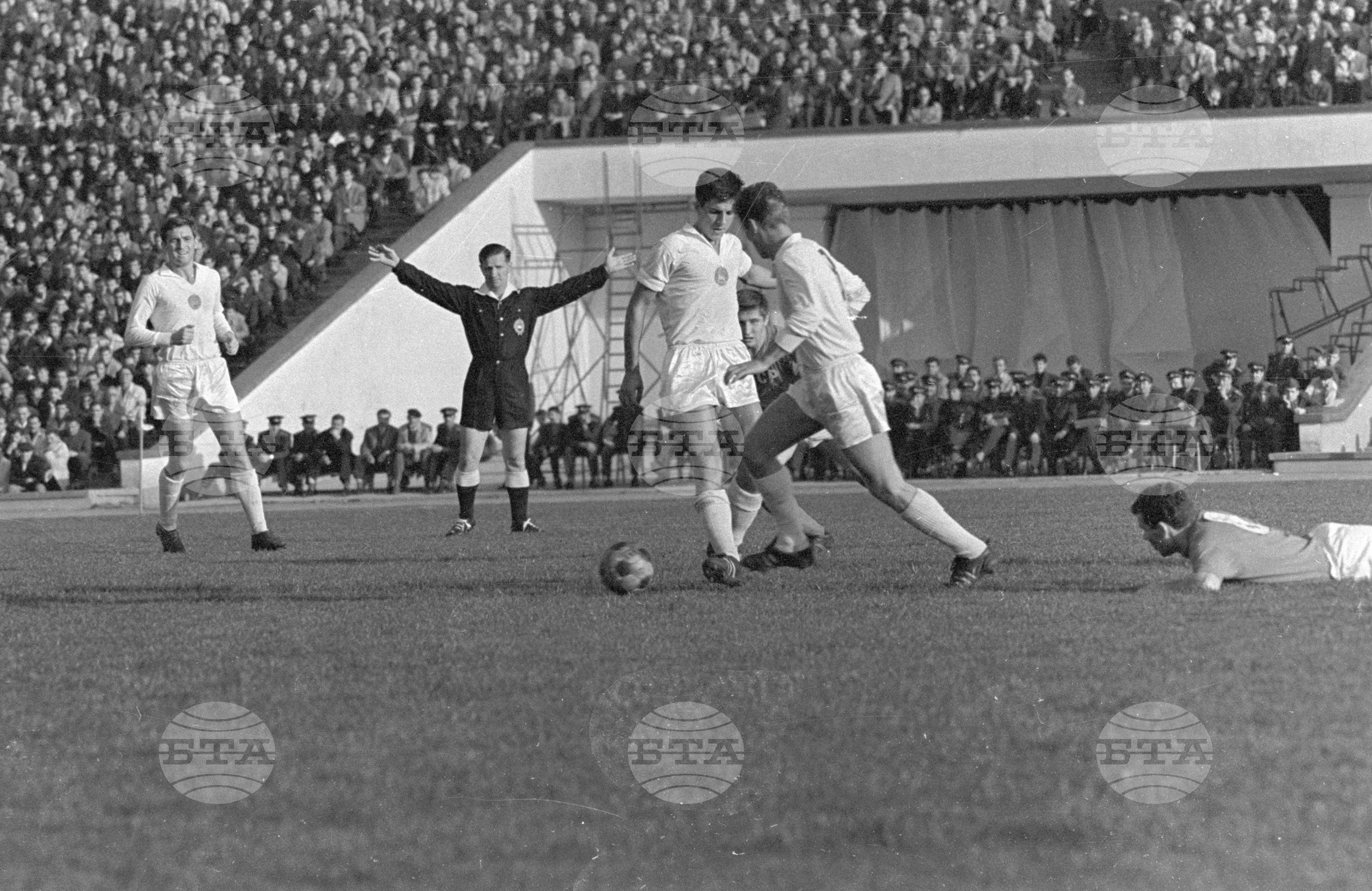 Срещата по футбол между България и Франция - 1963 година